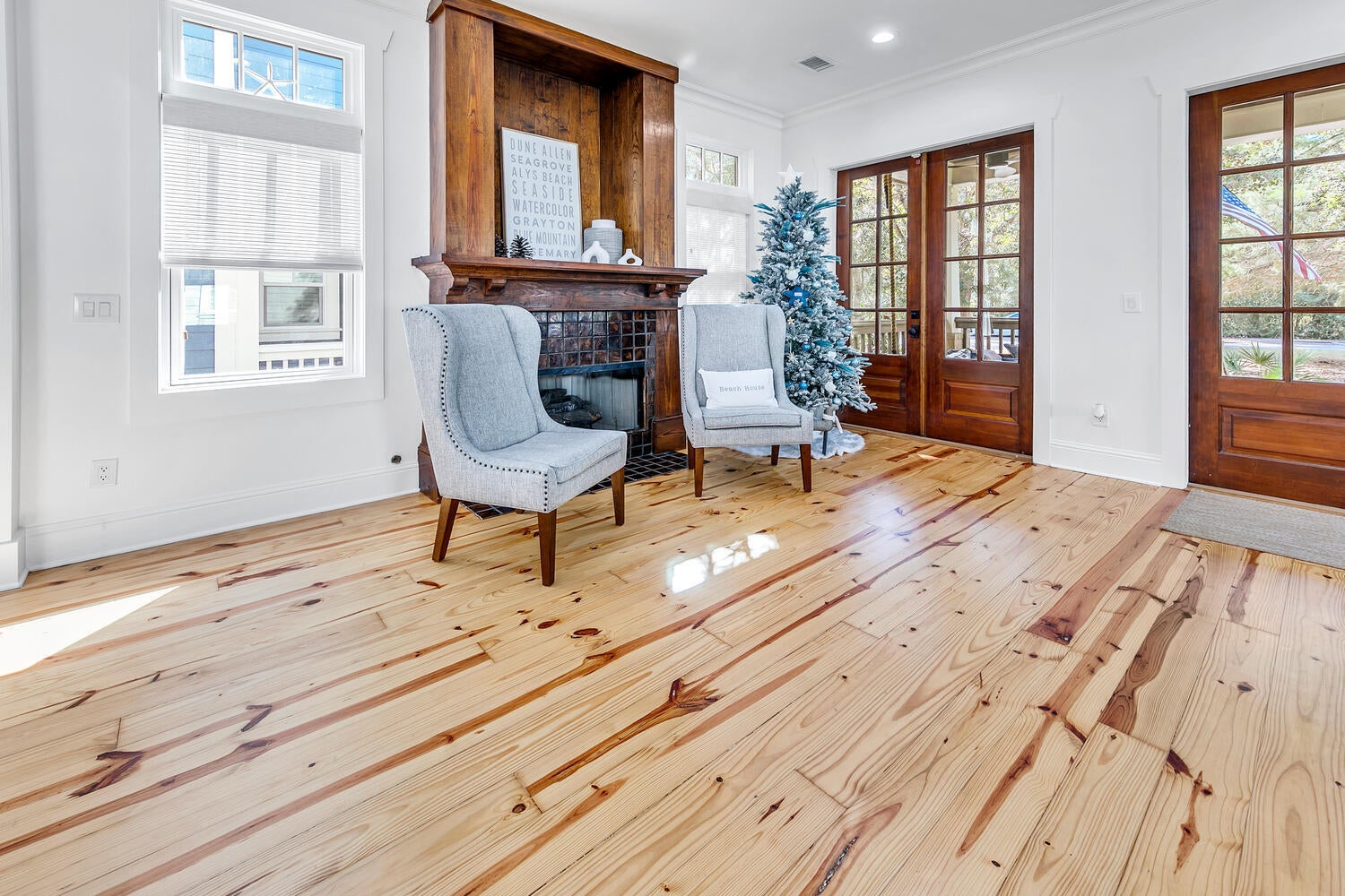 FOREST LAKES - Residential