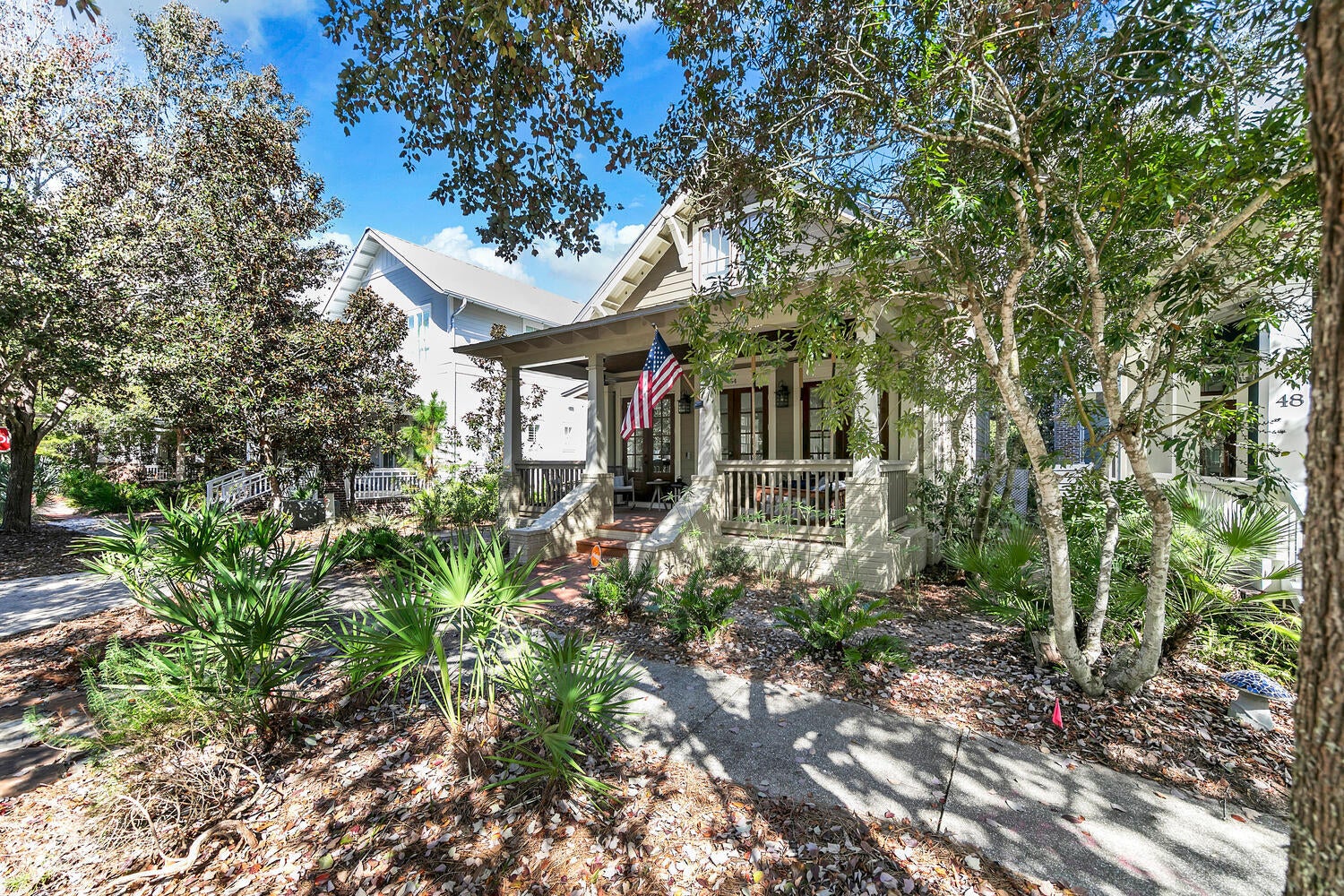 FOREST LAKES - Residential