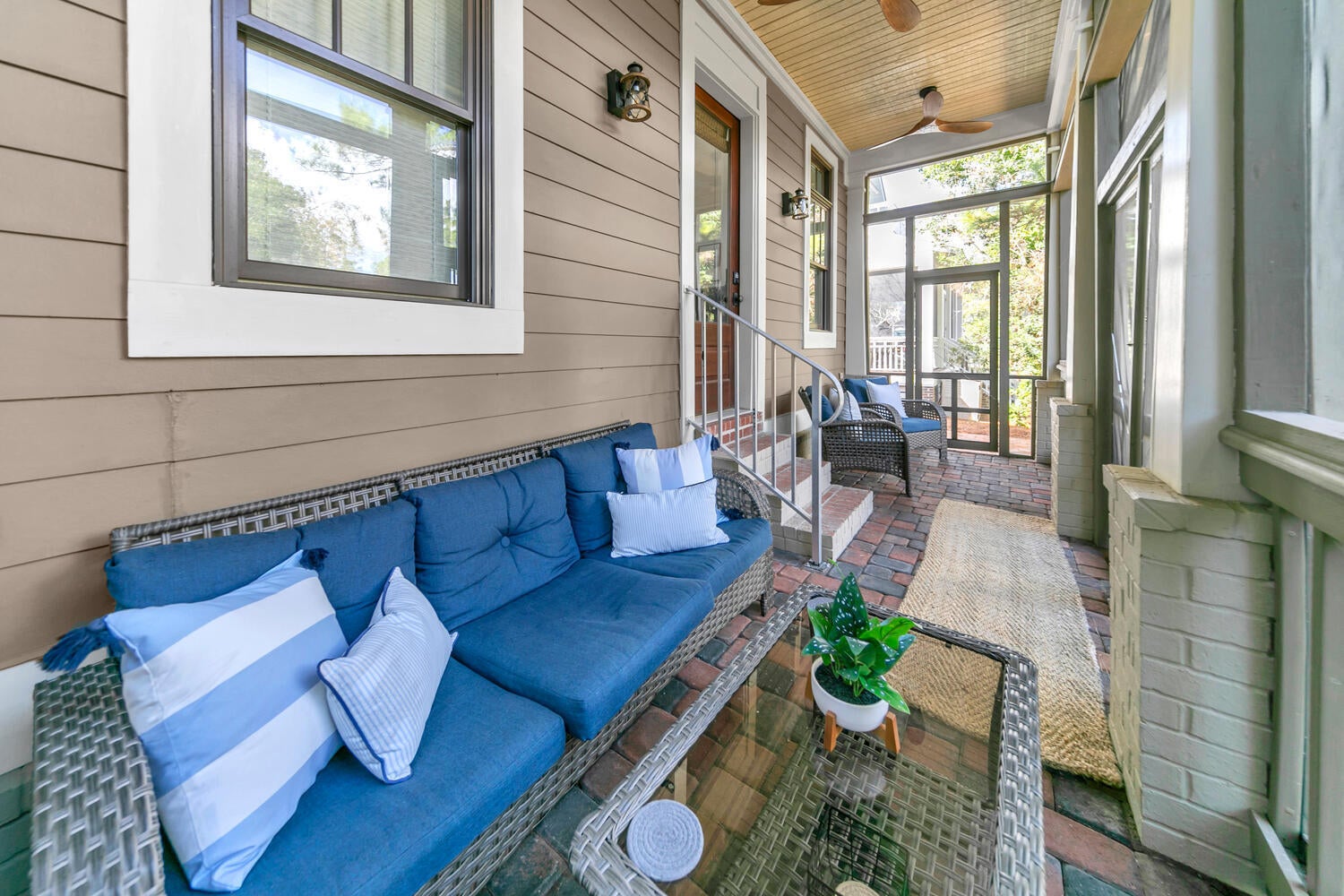 FOREST LAKES - Residential