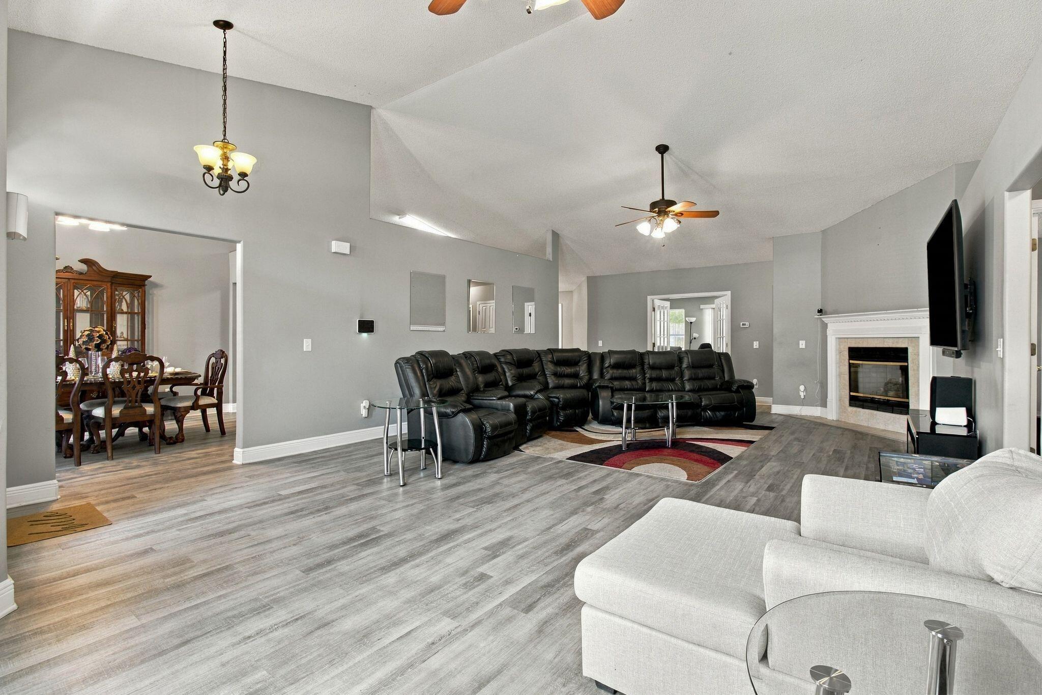 FOX VALLEY Ph 1 - Residential