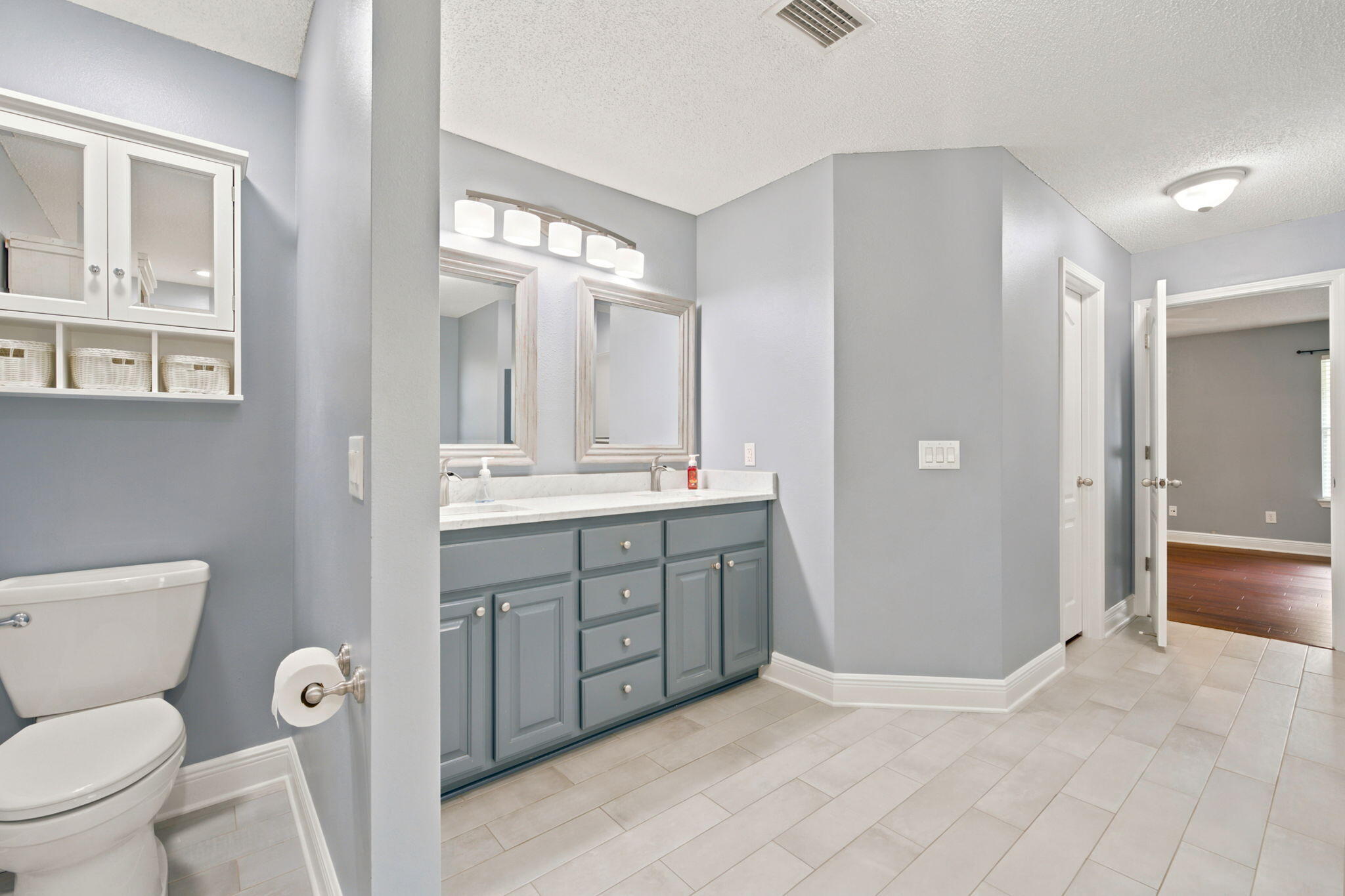 HOLLEY BY THE SEA - Residential