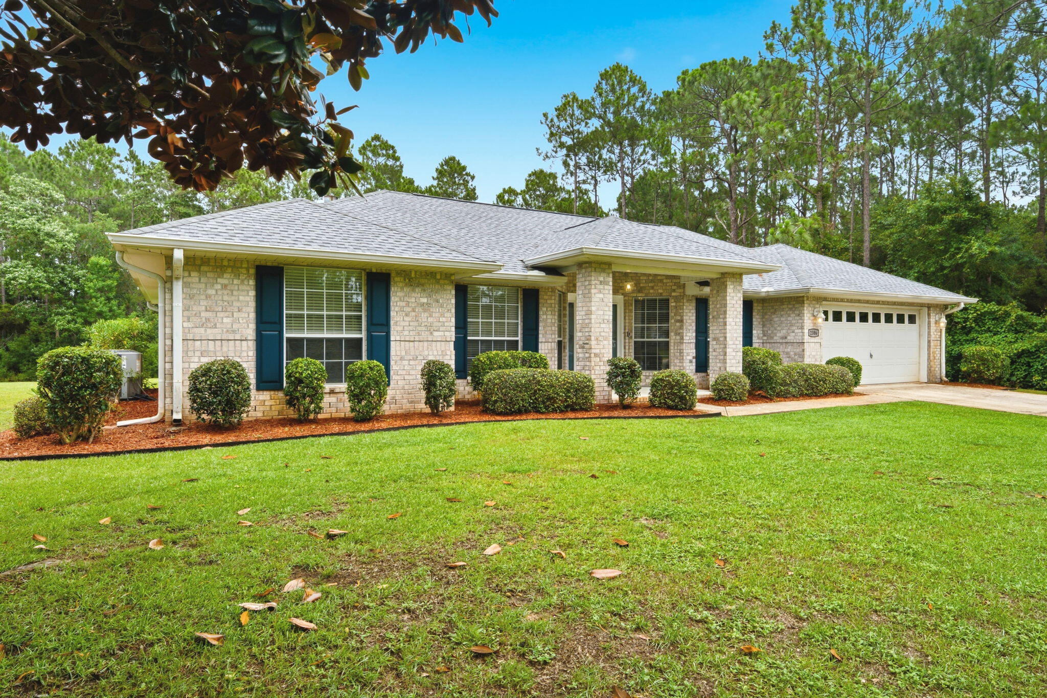 HOLLEY BY THE SEA - Residential