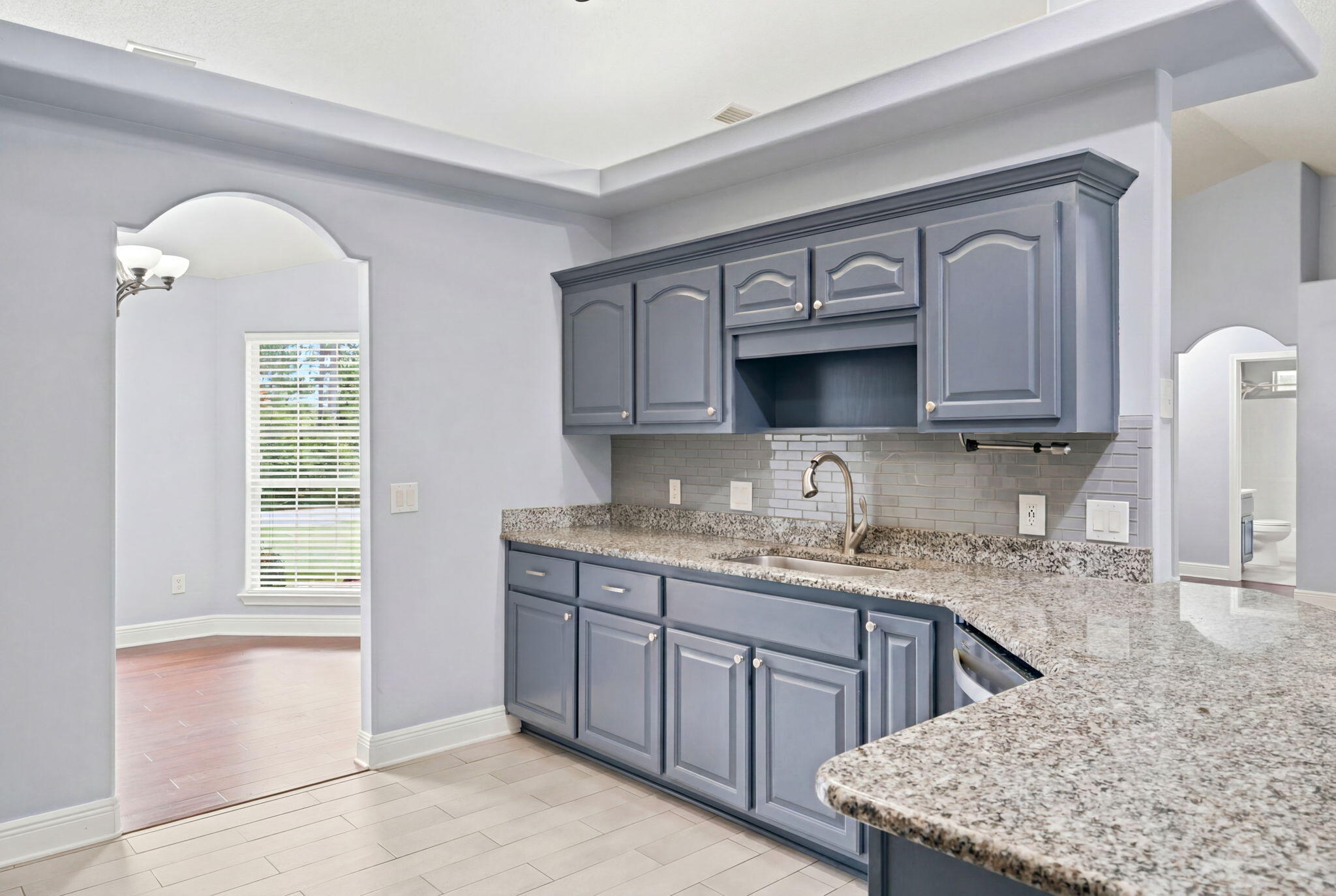 HOLLEY BY THE SEA - Residential