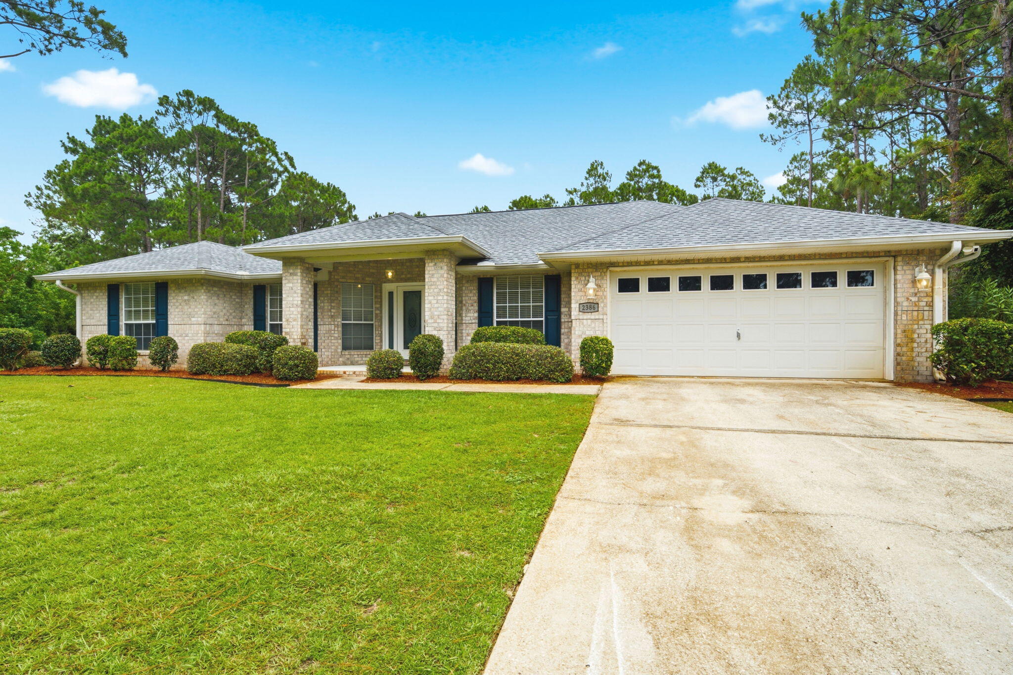 HOLLEY BY THE SEA - Residential