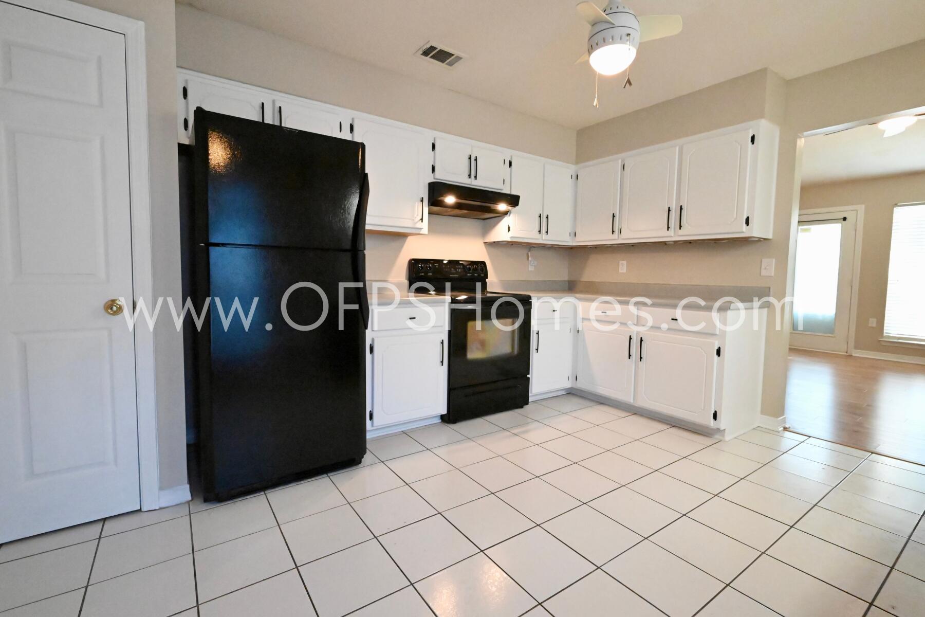 EMERALD GARDENS - Residential Lease