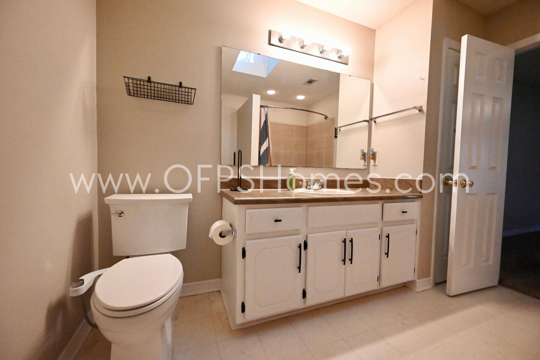 EMERALD GARDENS - Residential Lease