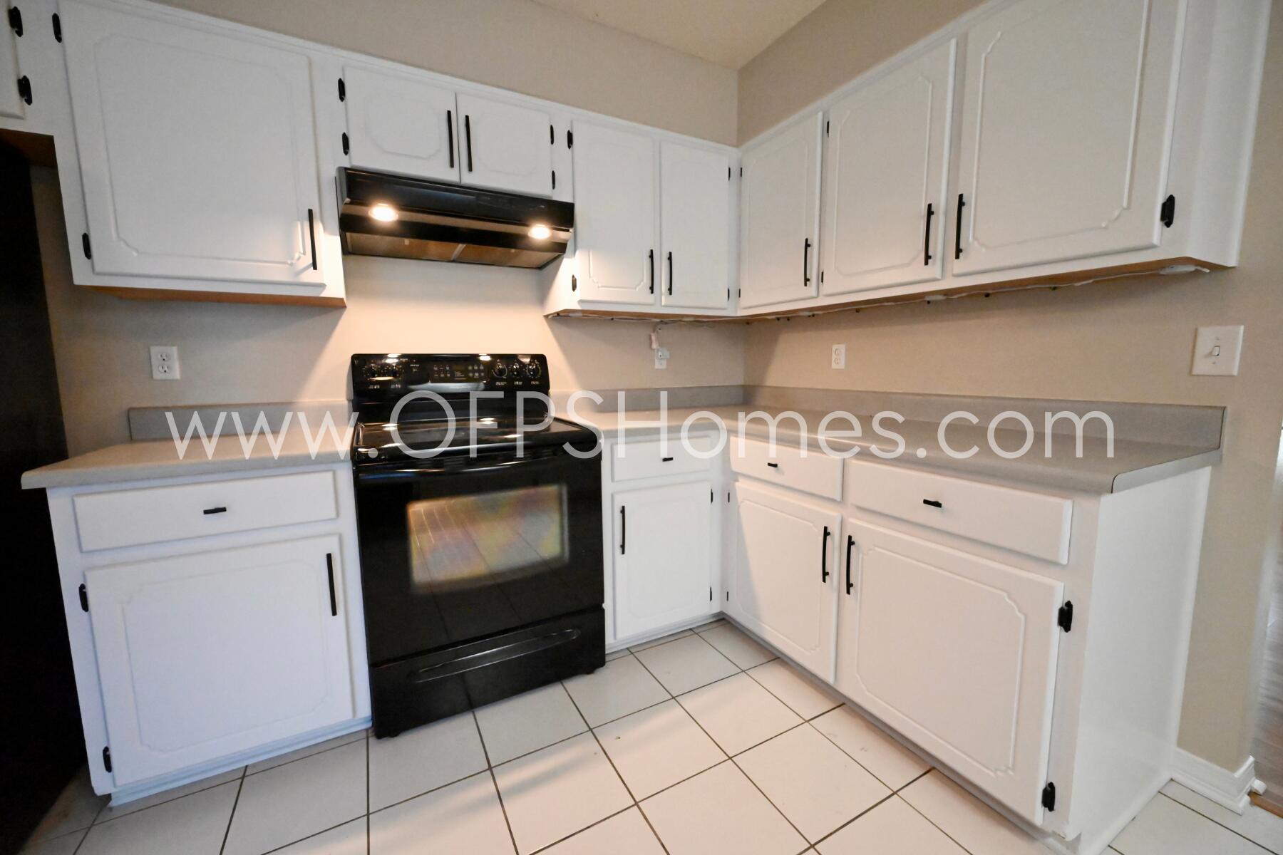 EMERALD GARDENS - Residential Lease