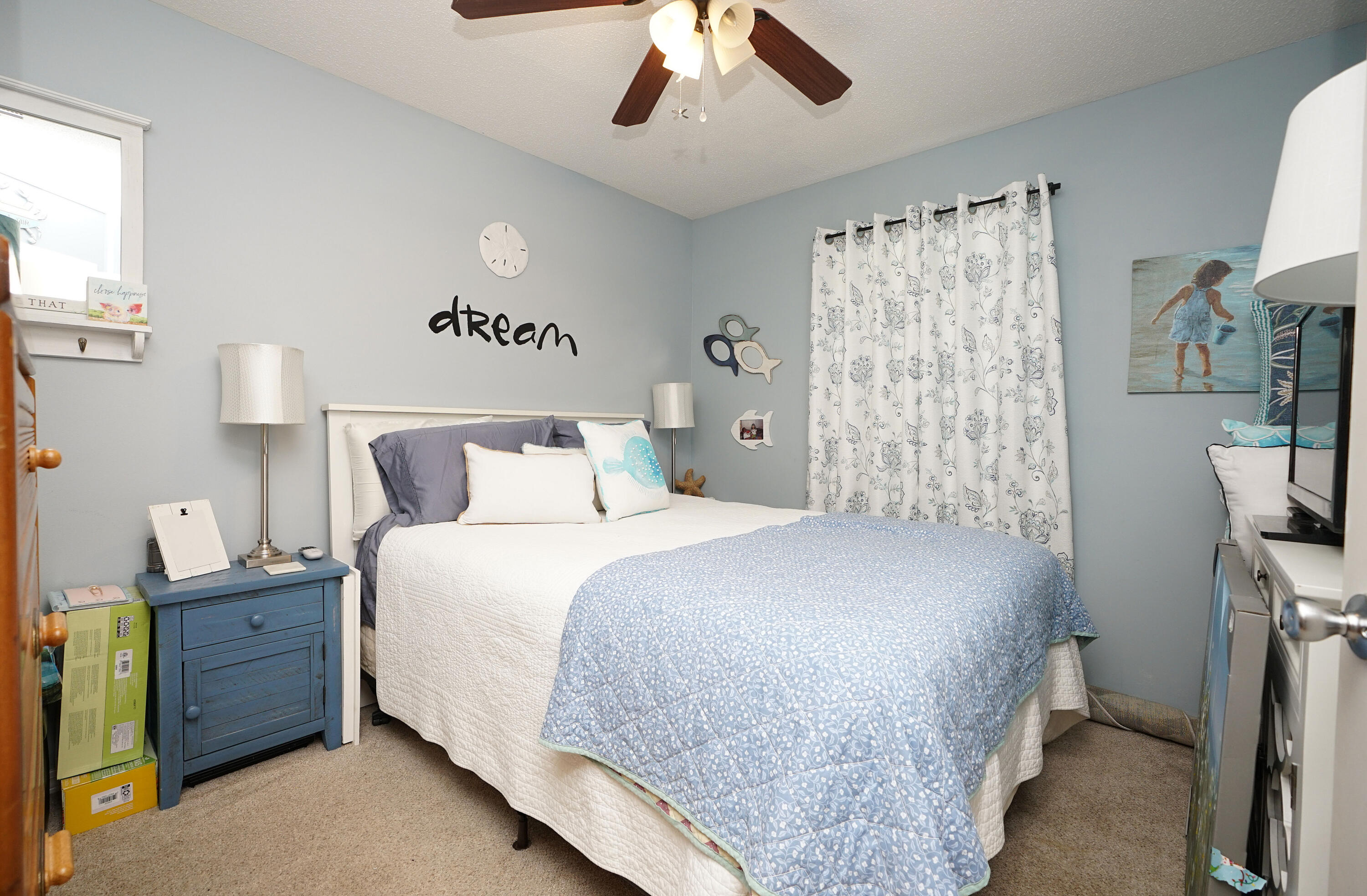 FOX DEN VILLAGES - Residential