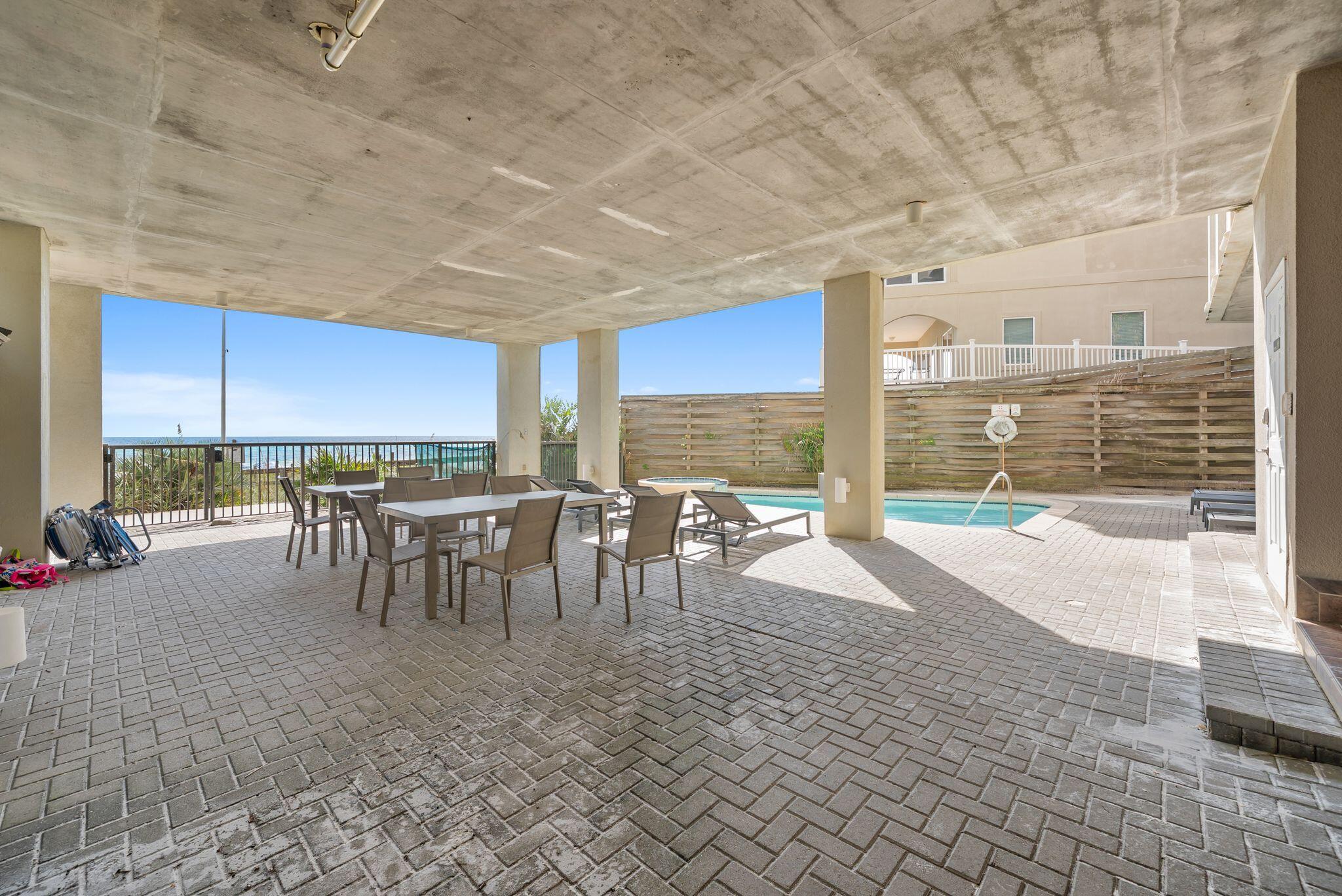 RIVIERA BEACH - Residential