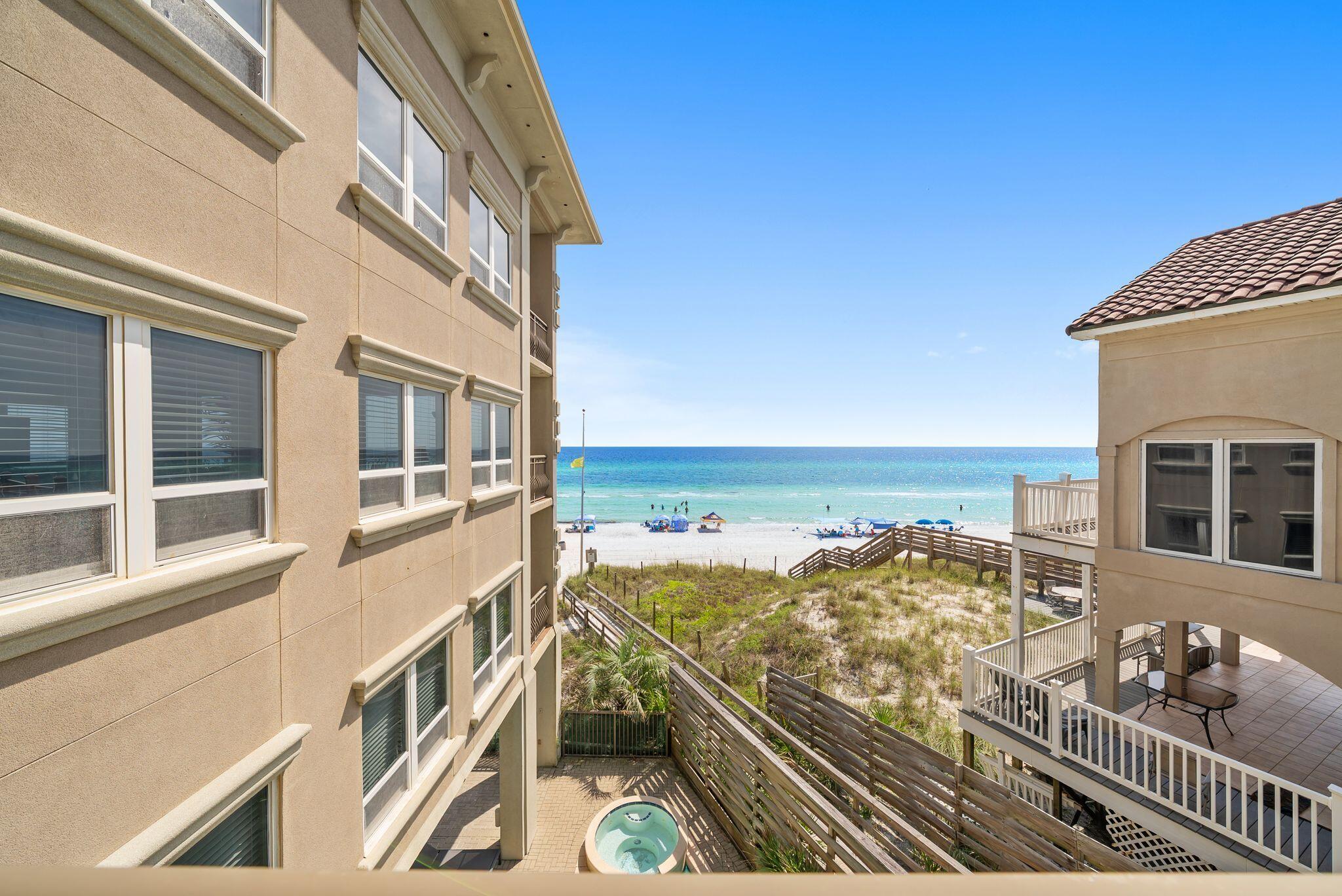 RIVIERA BEACH - Residential