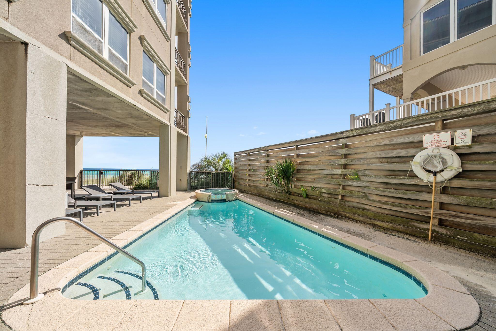 RIVIERA BEACH - Residential
