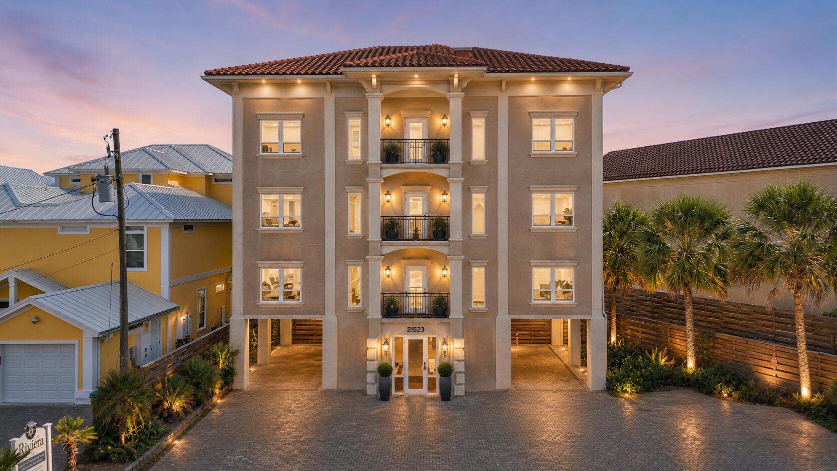 RIVIERA BEACH - Residential