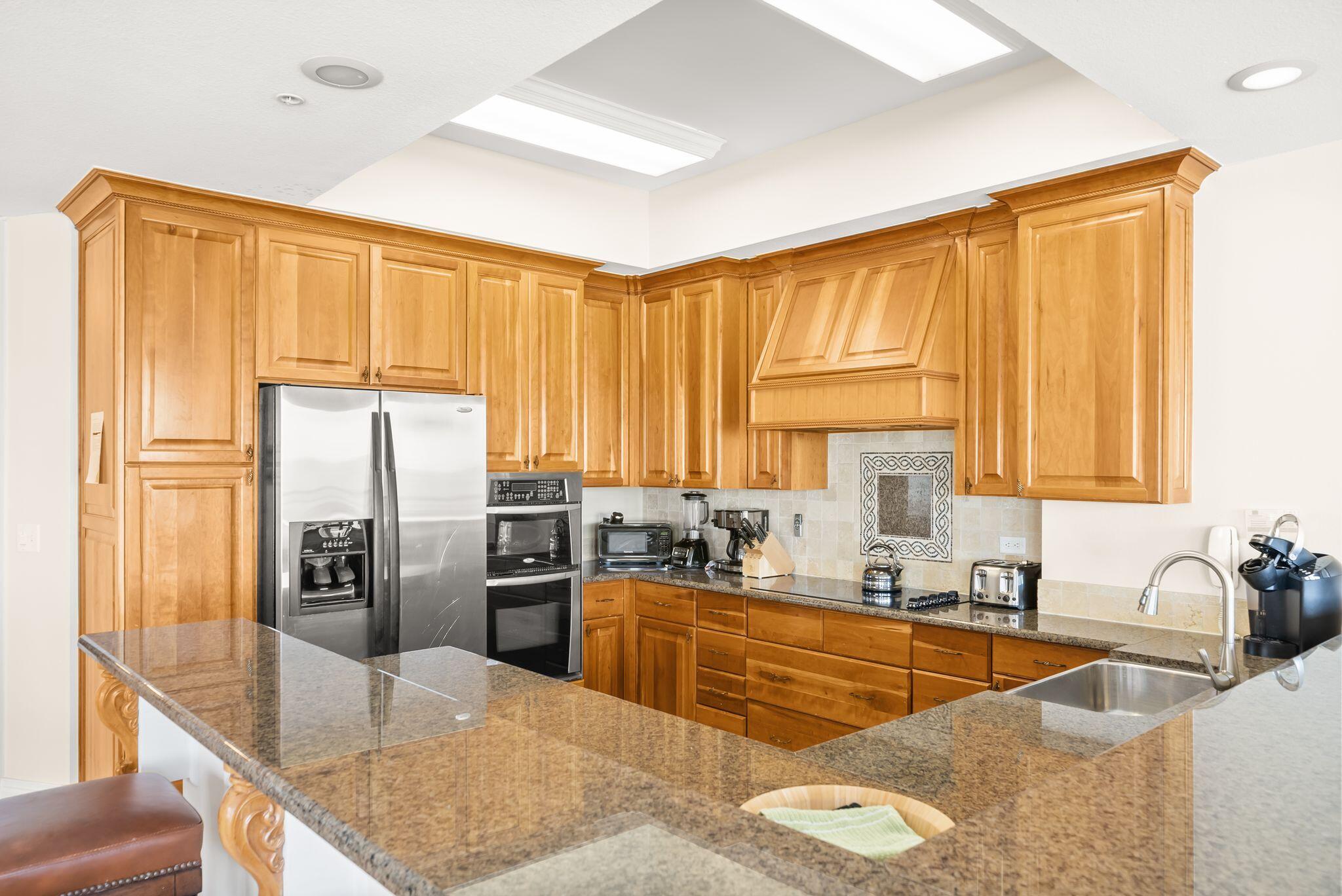 RIVIERA BEACH - Residential