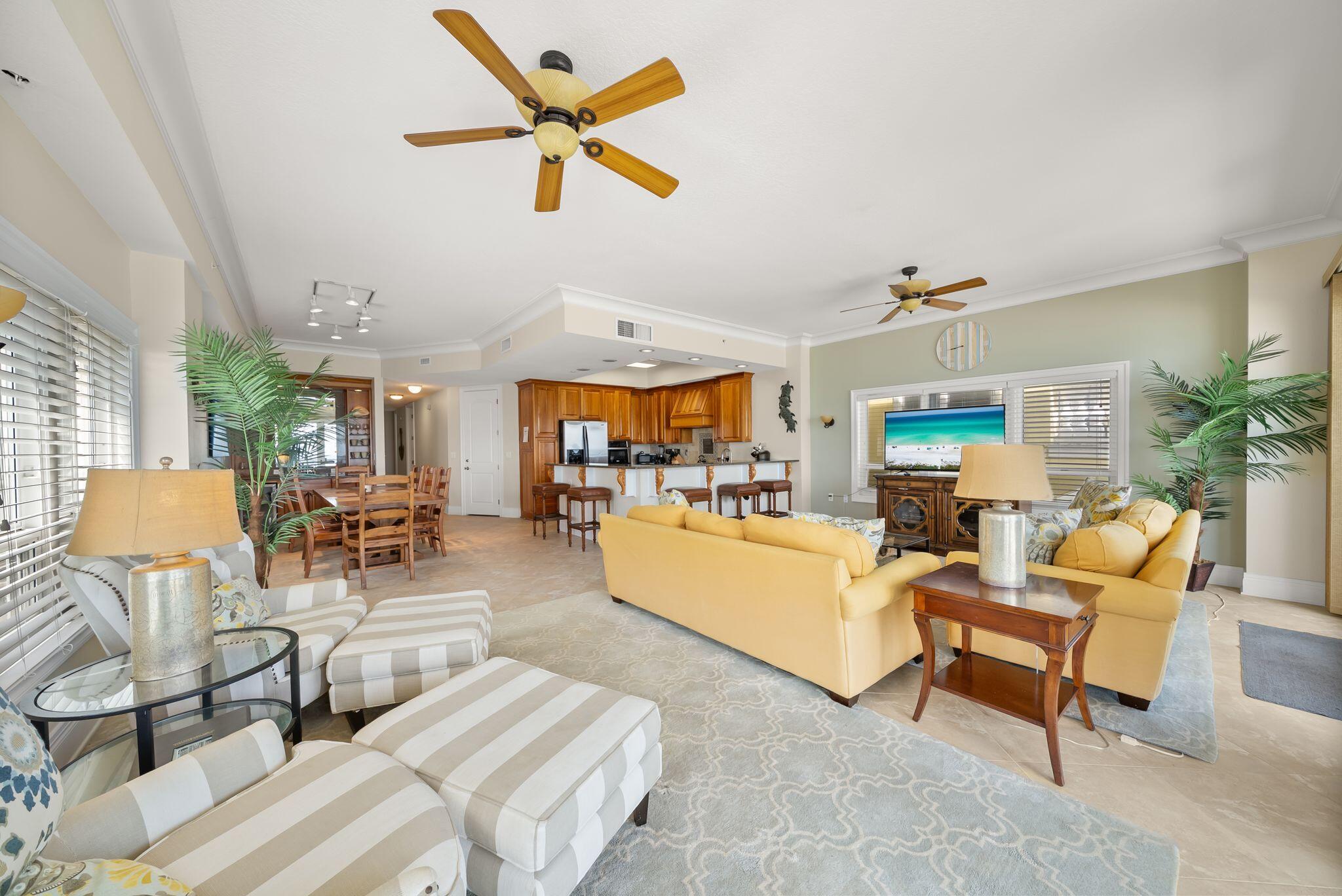 RIVIERA BEACH - Residential