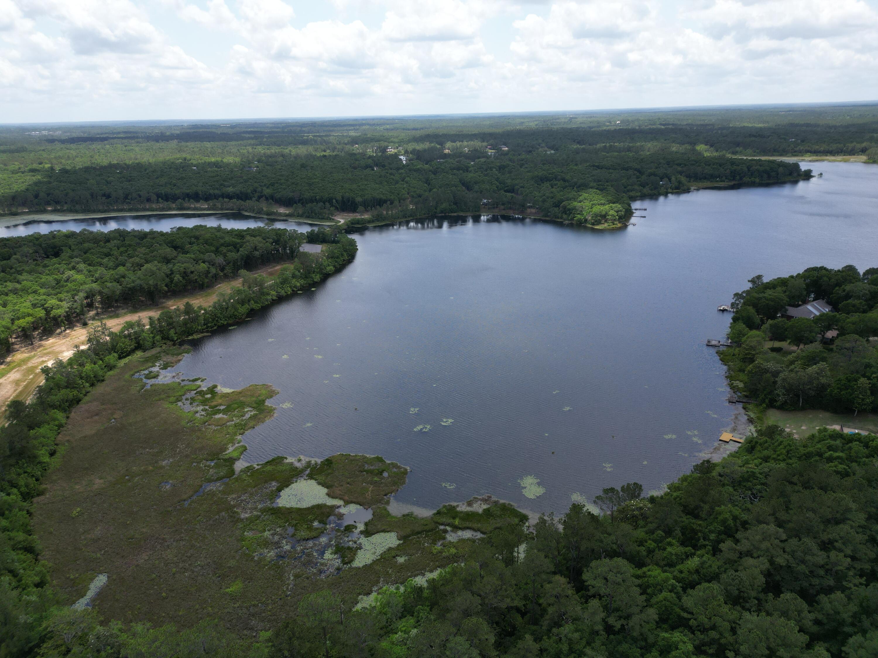 LOT 40 LAKE HOLLEY S/D PB 7-35 - Land
