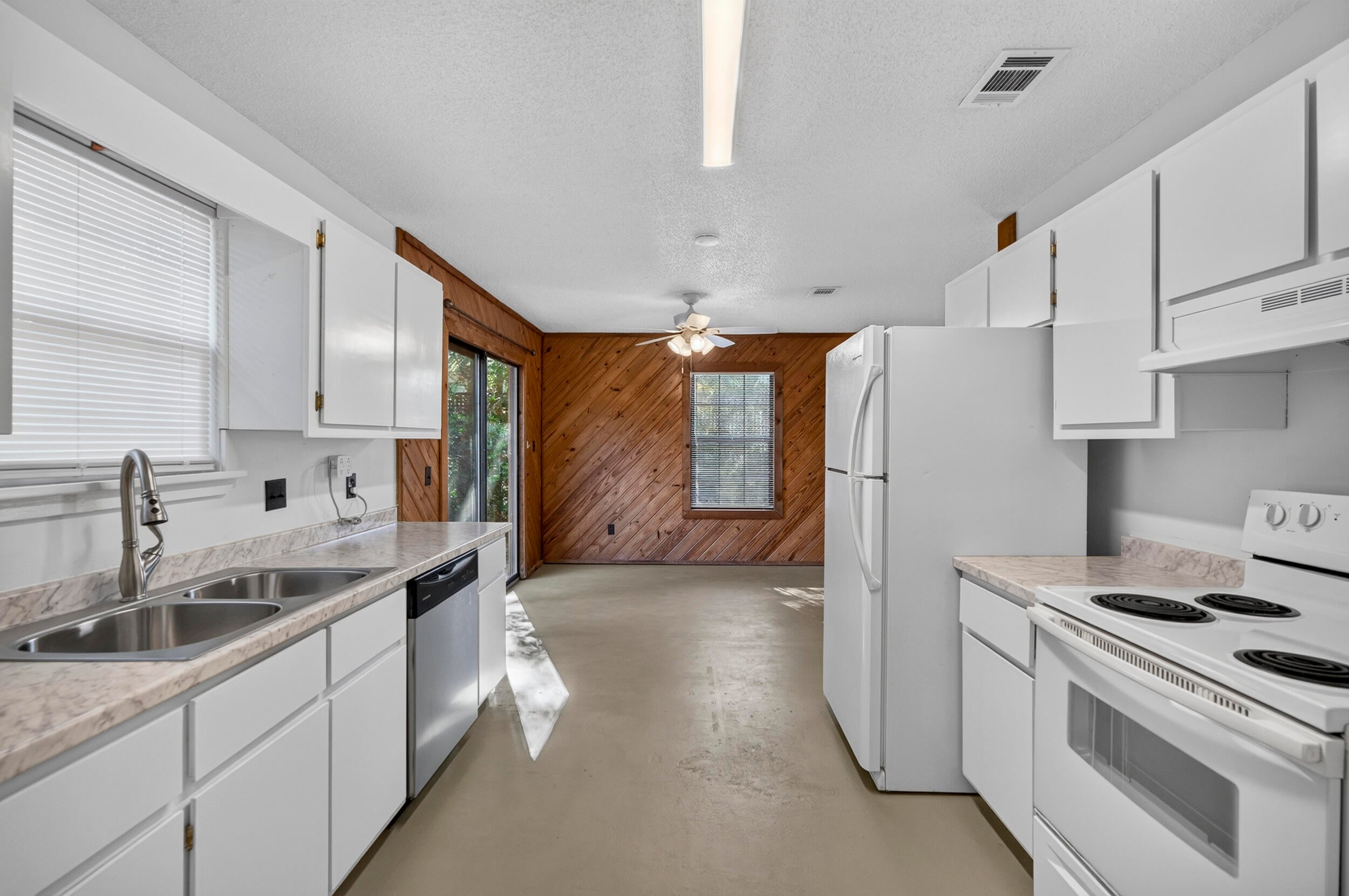 Country Club Estates, An Unrecorded Subdivision - Residential