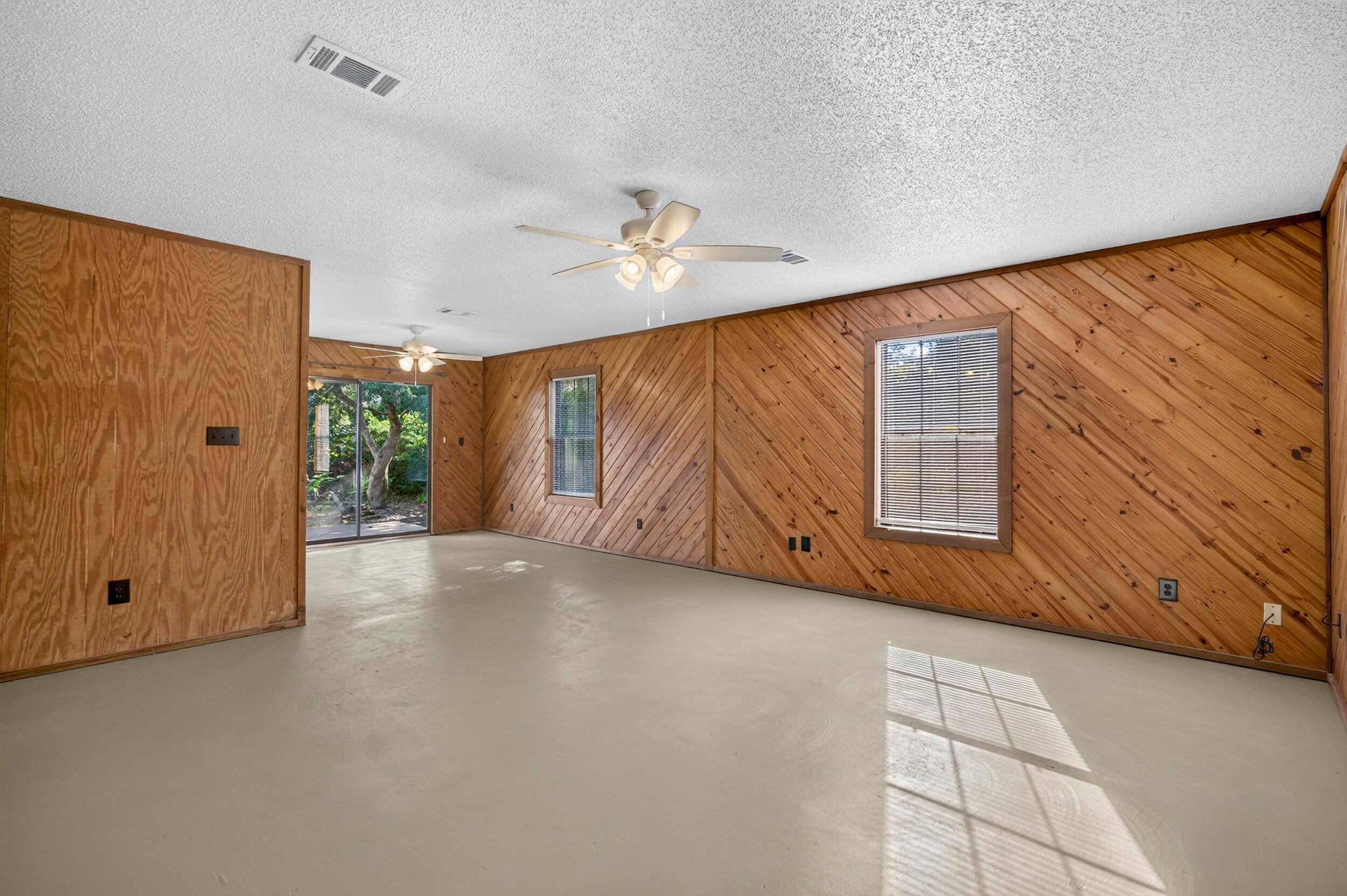 Country Club Estates, An Unrecorded Subdivision - Residential