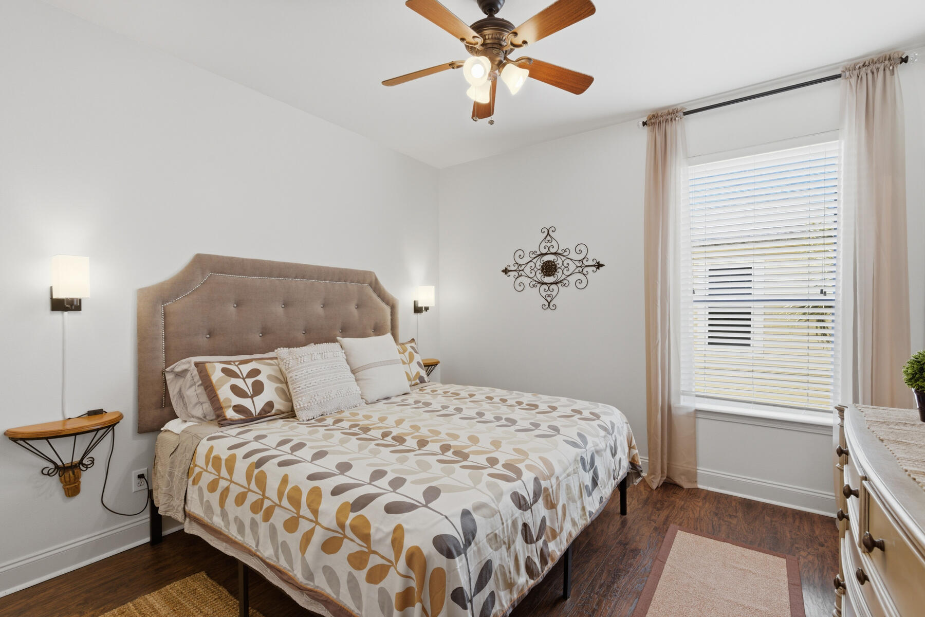 TOPSAIL VILLAGE - Residential