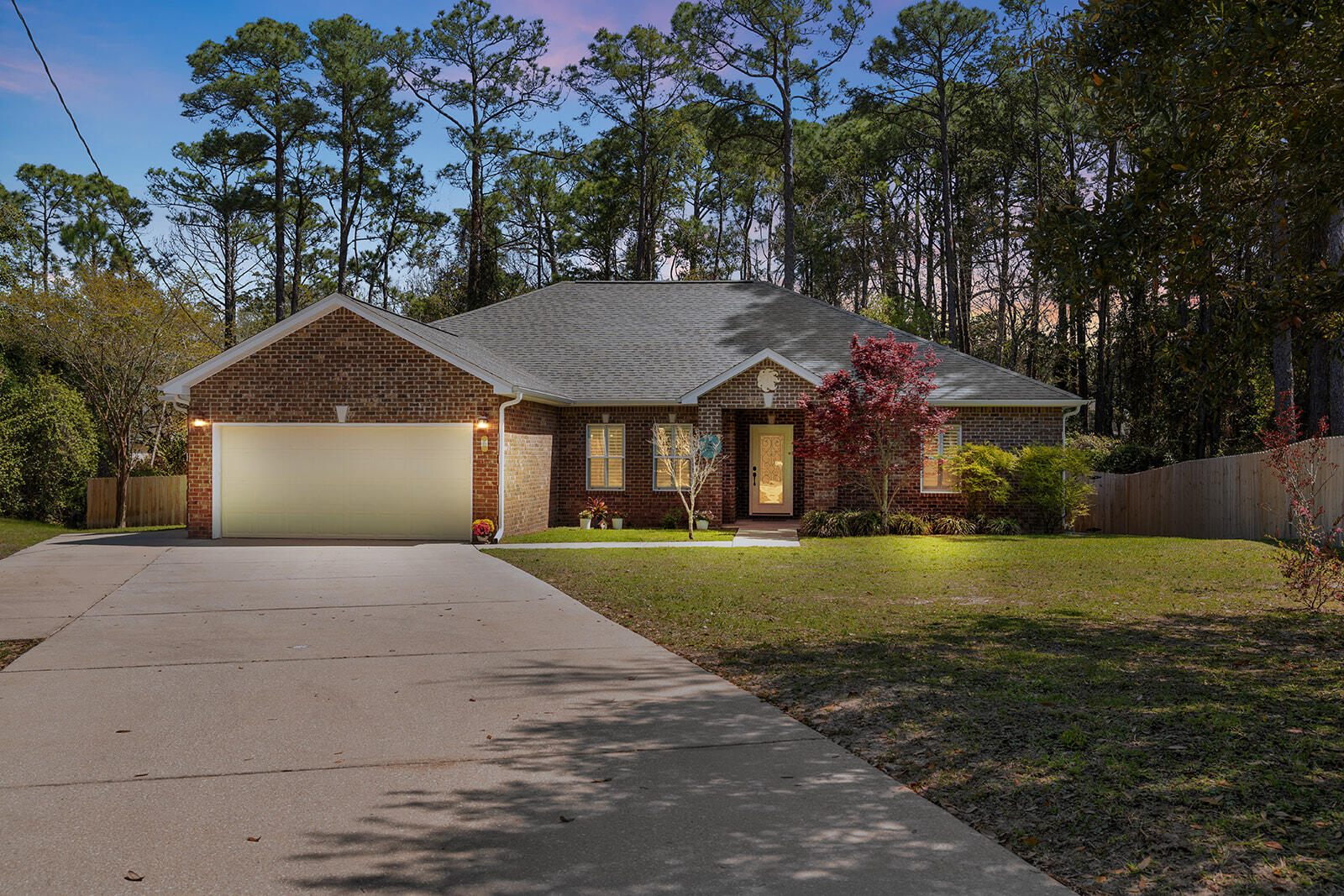 LAKE LORRAINE ESTATES - Residential