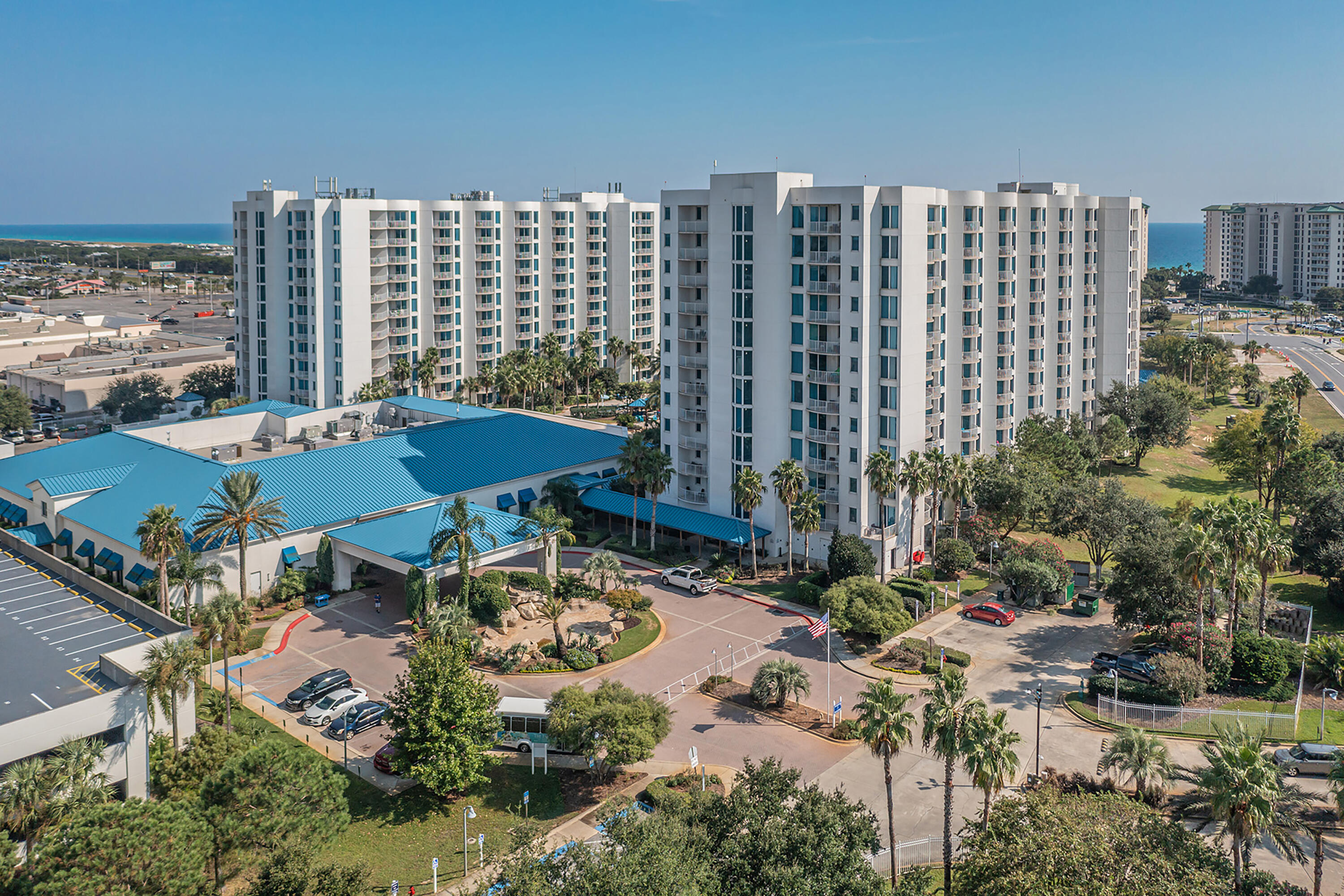 THE PALMS OF DESTIN - Residential