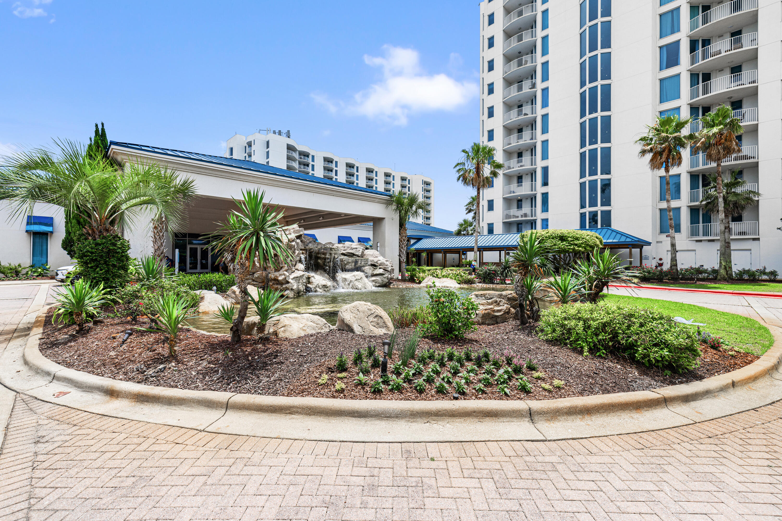 THE PALMS OF DESTIN - Residential
