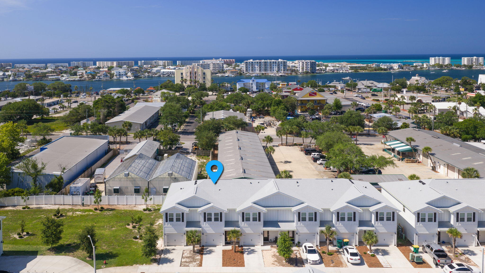 Harbor Place Townhomes - Residential