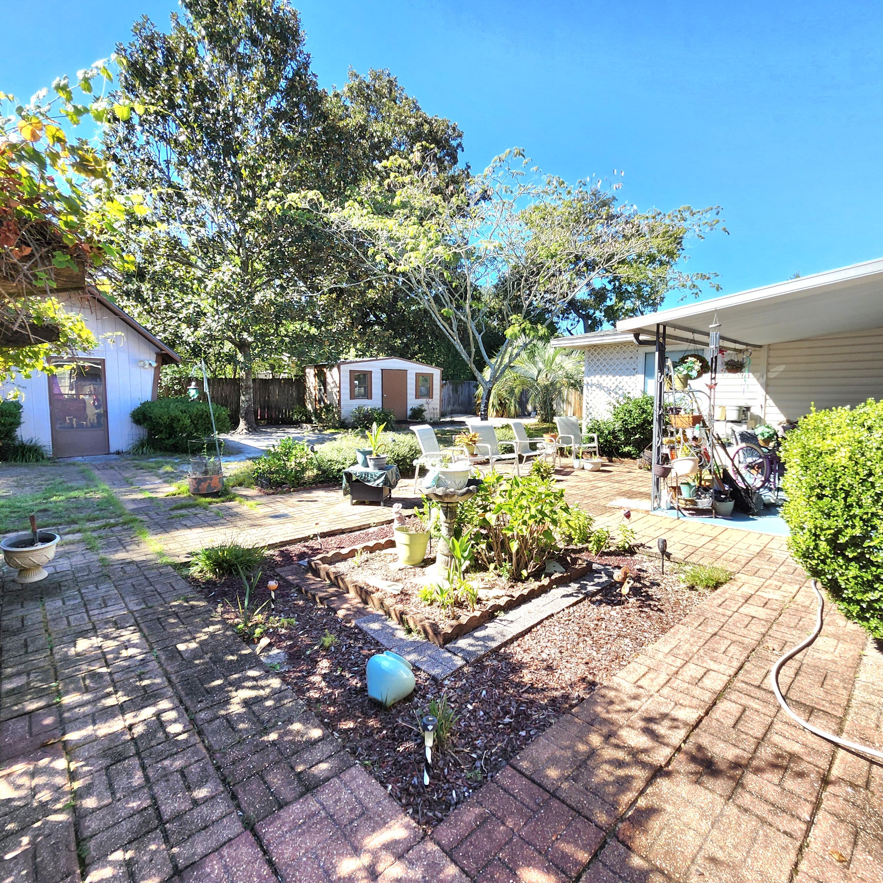 Bayou Woods - Residential