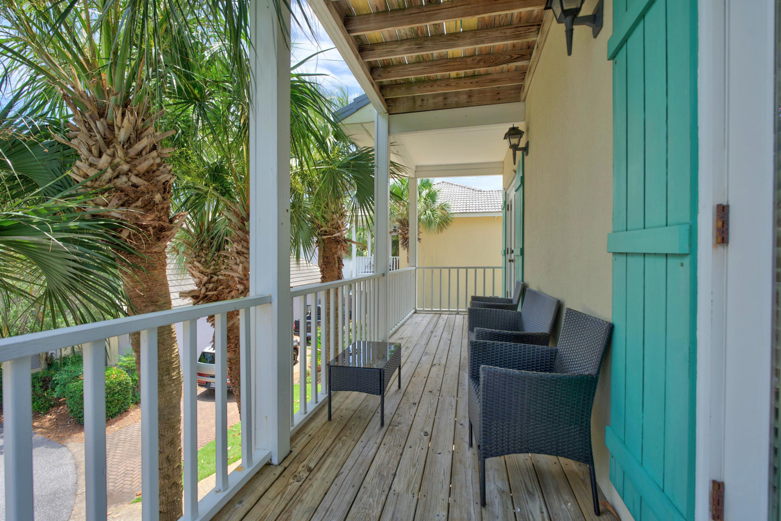 EMERALD SHORES - Residential