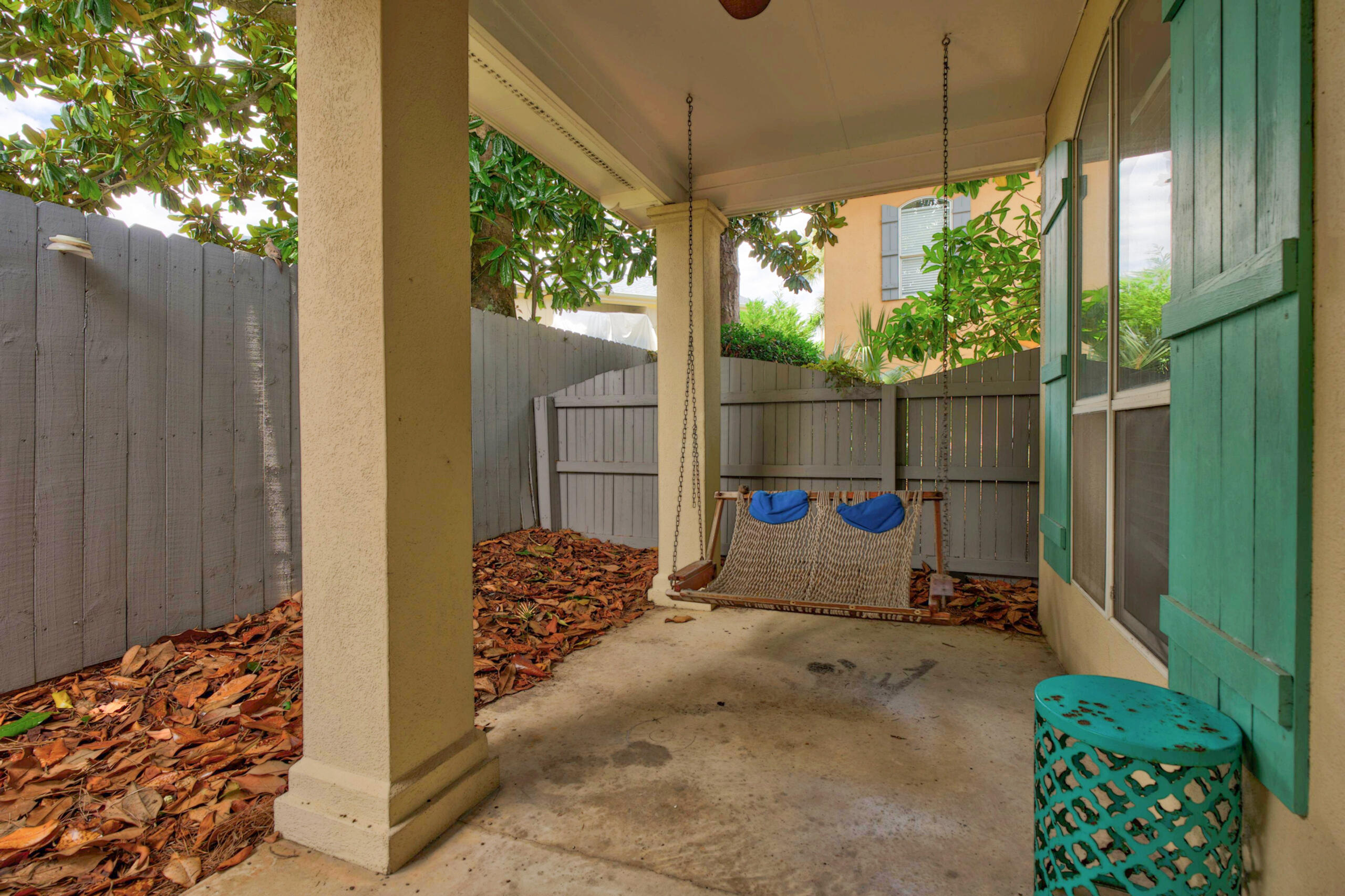 EMERALD SHORES - Residential