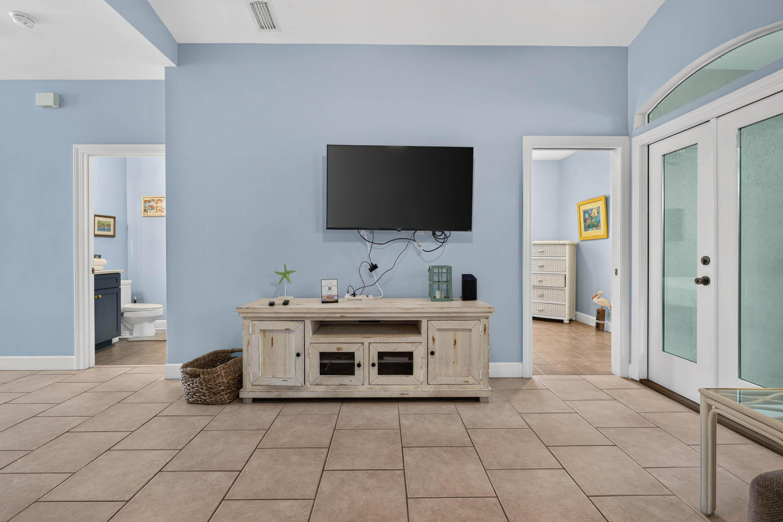 EMERALD SHORES - Residential
