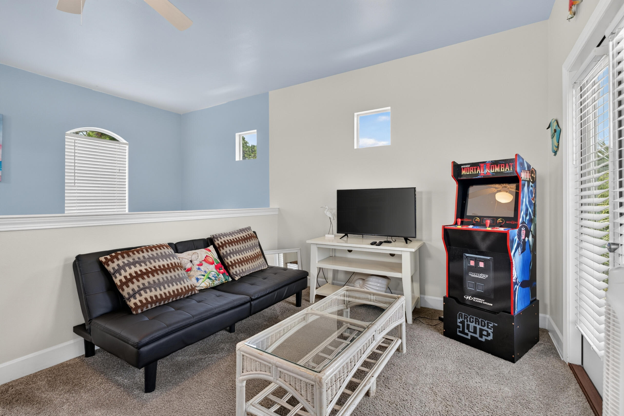 EMERALD SHORES - Residential