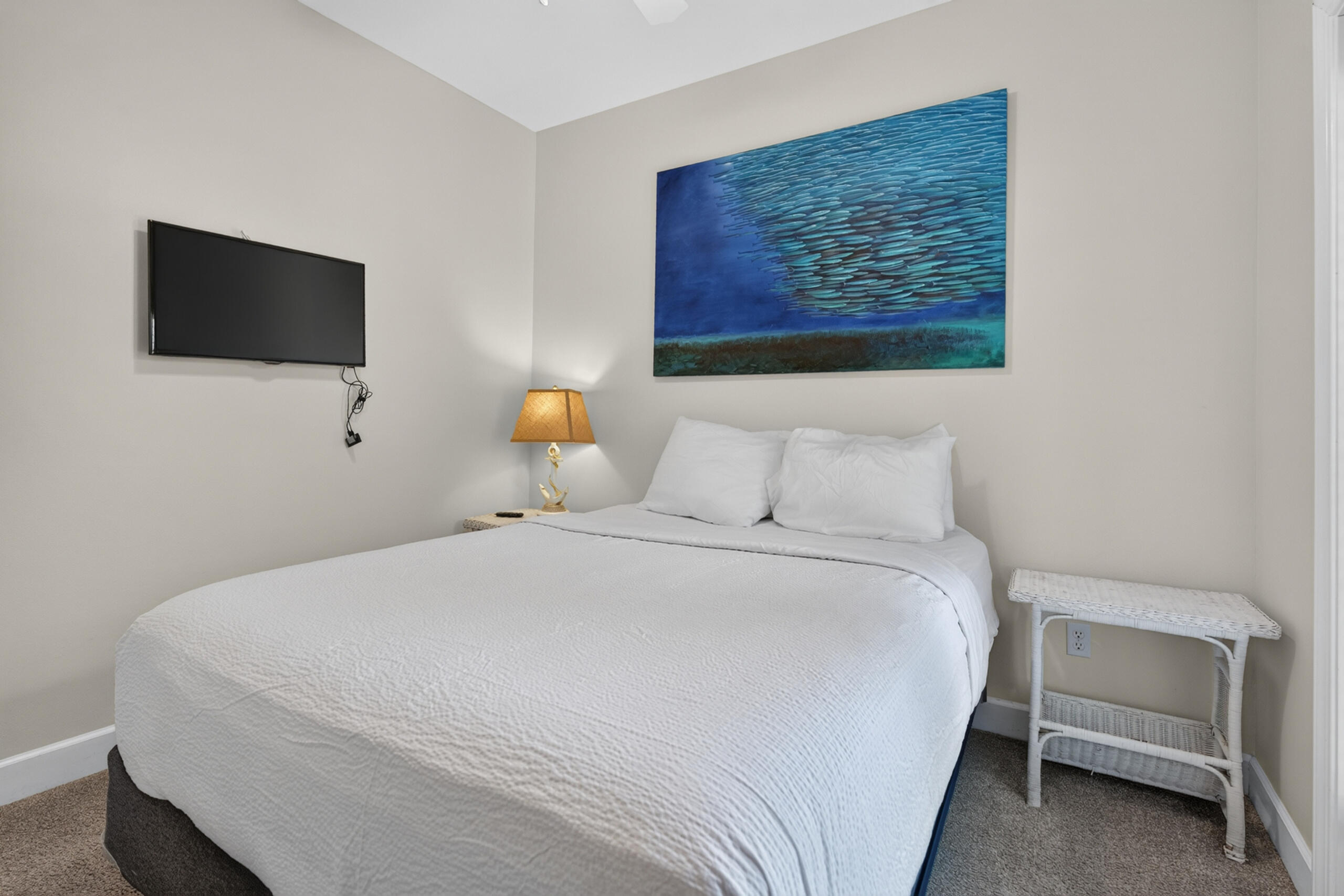 EMERALD SHORES - Residential