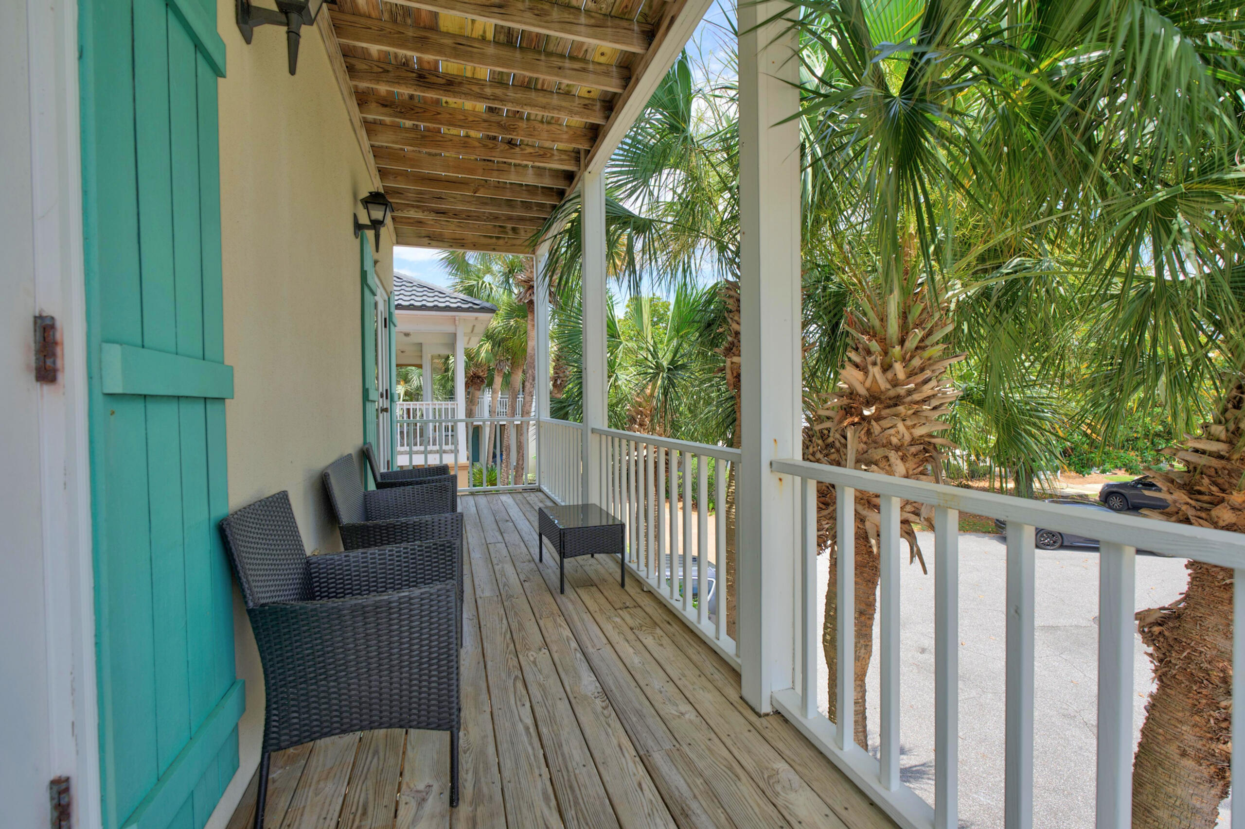 EMERALD SHORES - Residential