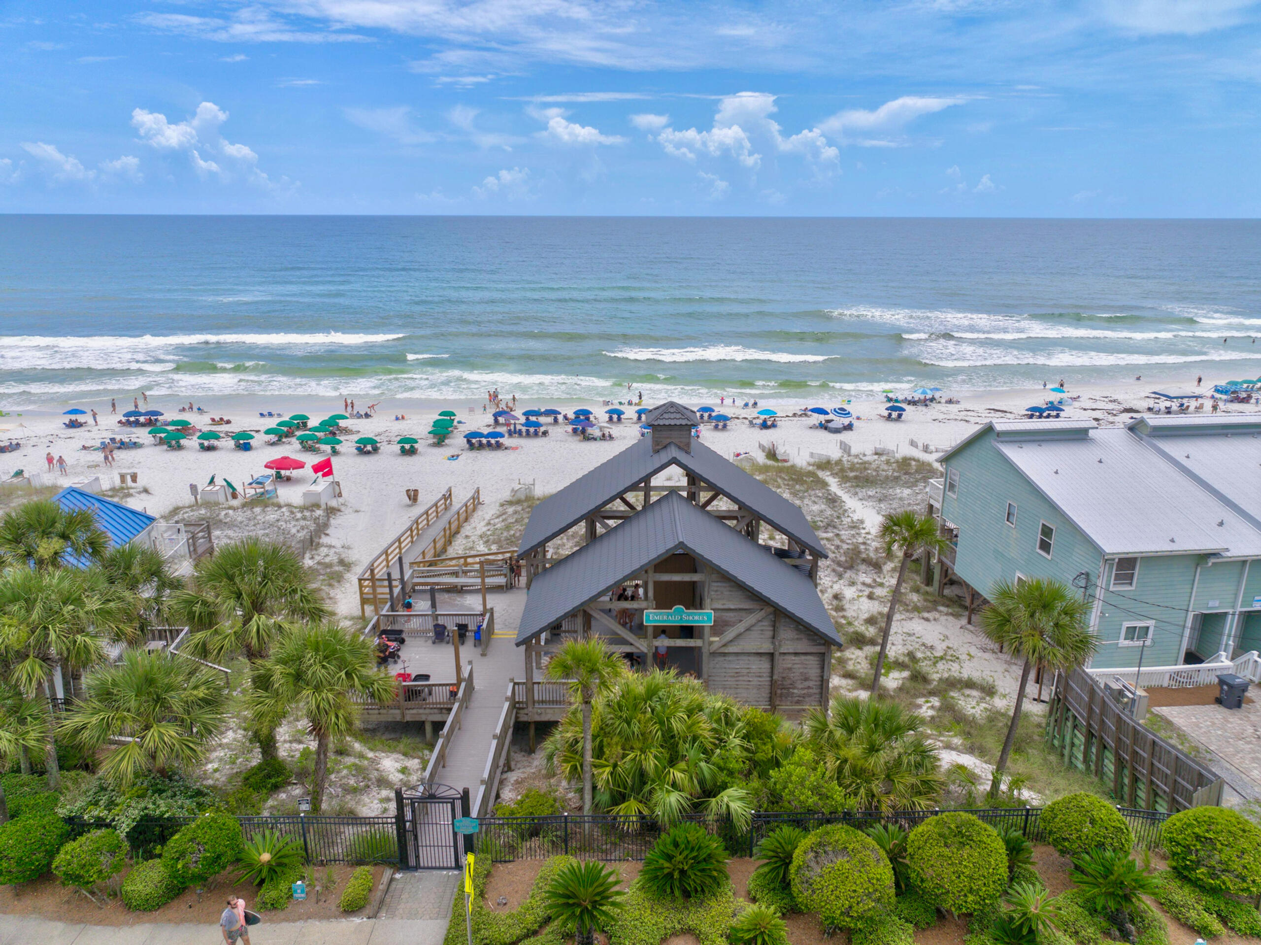 EMERALD SHORES - Residential