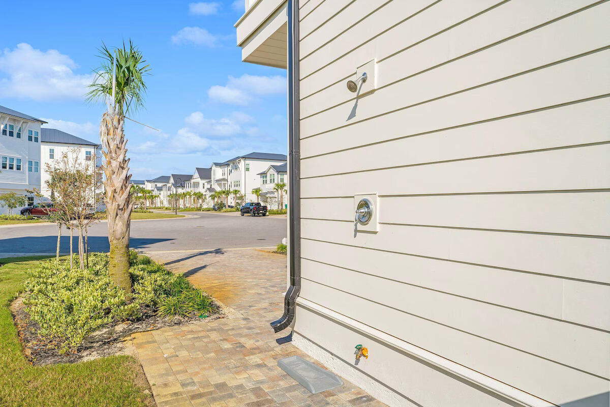Bluewater Landing - Residential Lease