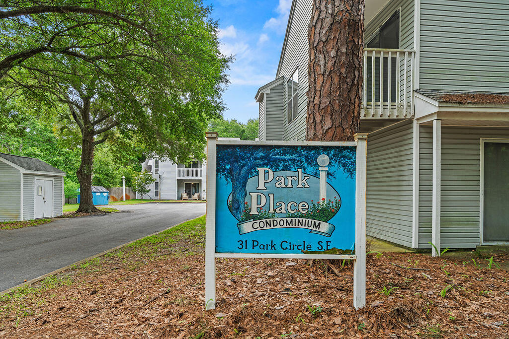 Nice 1 story condo in the middle of FWB, close to both bases, hospital, schools, shopping, restaurants, EVERYTHING! Pretty lvp floors throughout- no carpet! Wood burning fireplace in the living room. All kitchen appliances in place w/ a pantry, breakfast bar & separate dining area. All electric! Outside you have a covered back patio great for relaxing & entertaining w/ a partially privacy fenced community backyard. Covered front porch w/ storage closet for your extra stuff.