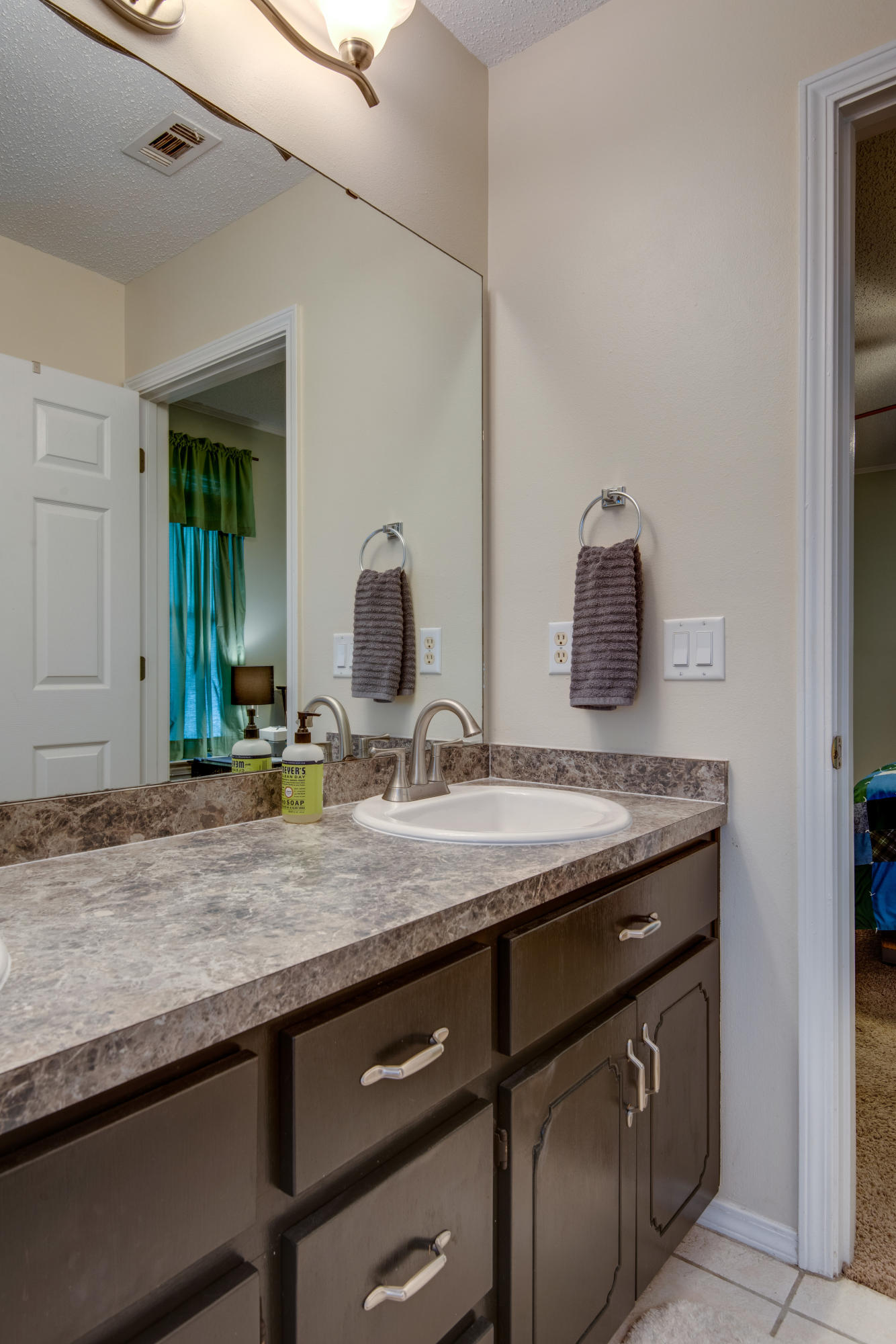 VALPARAISO PLAT 15 - Residential Lease