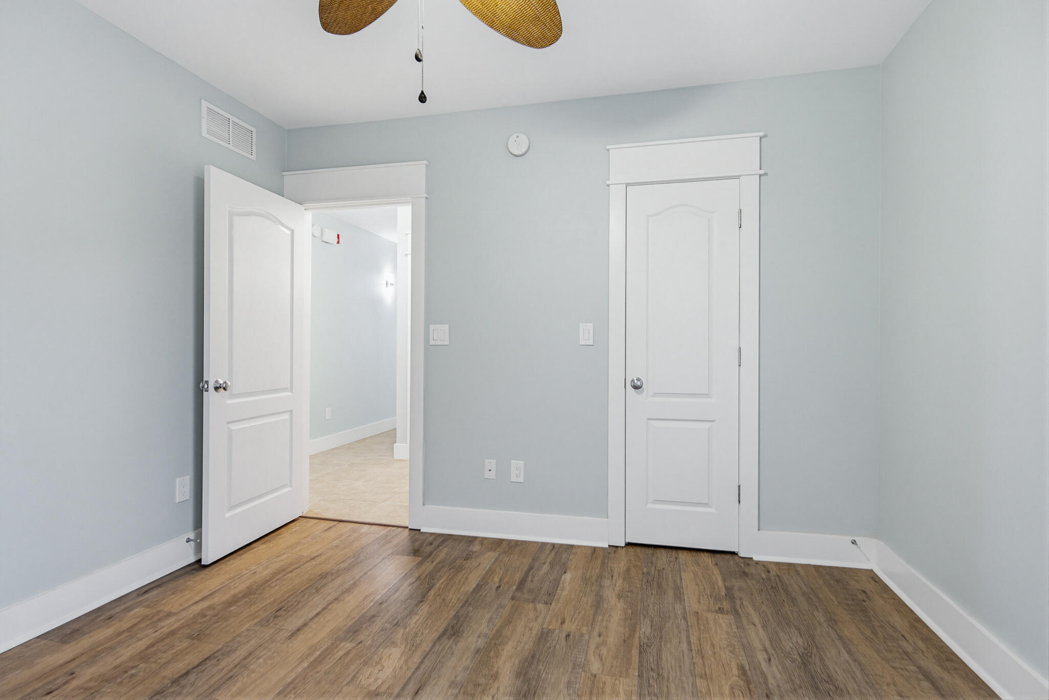 SAILWATCH LANDING CONDO UNIT B401 - Residential