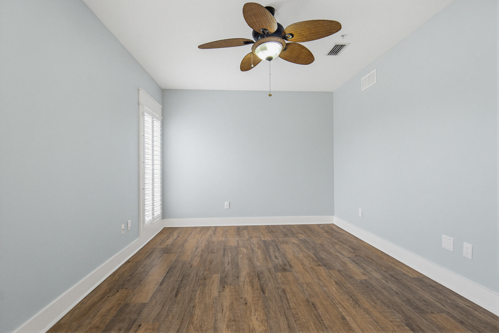 SAILWATCH LANDING CONDO UNIT B401 - Residential