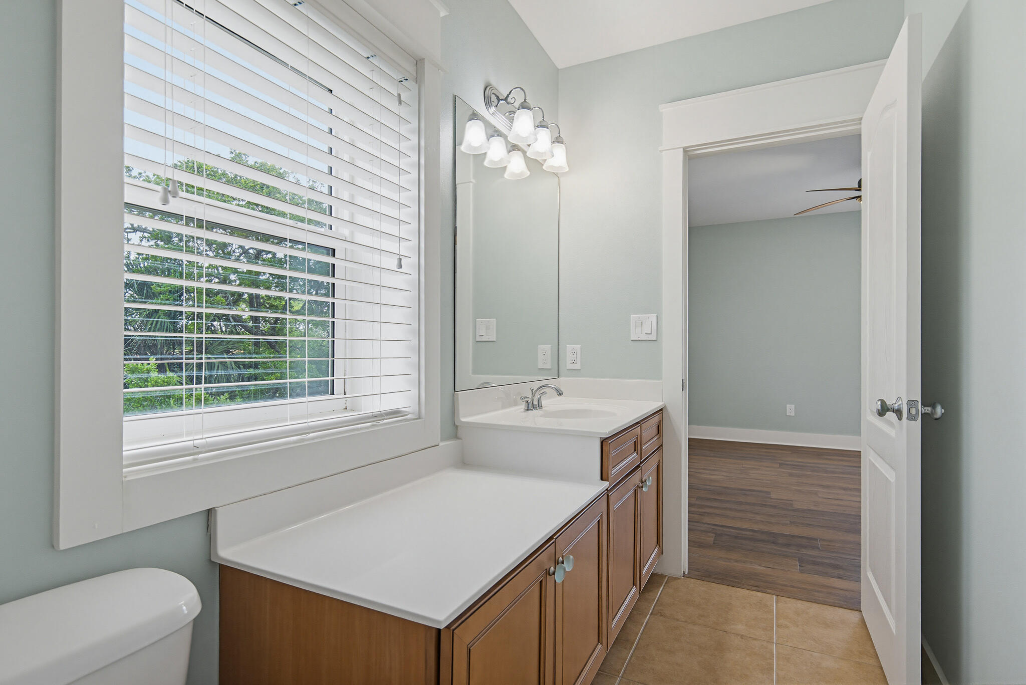 SAILWATCH LANDING CONDO UNIT B401 - Residential