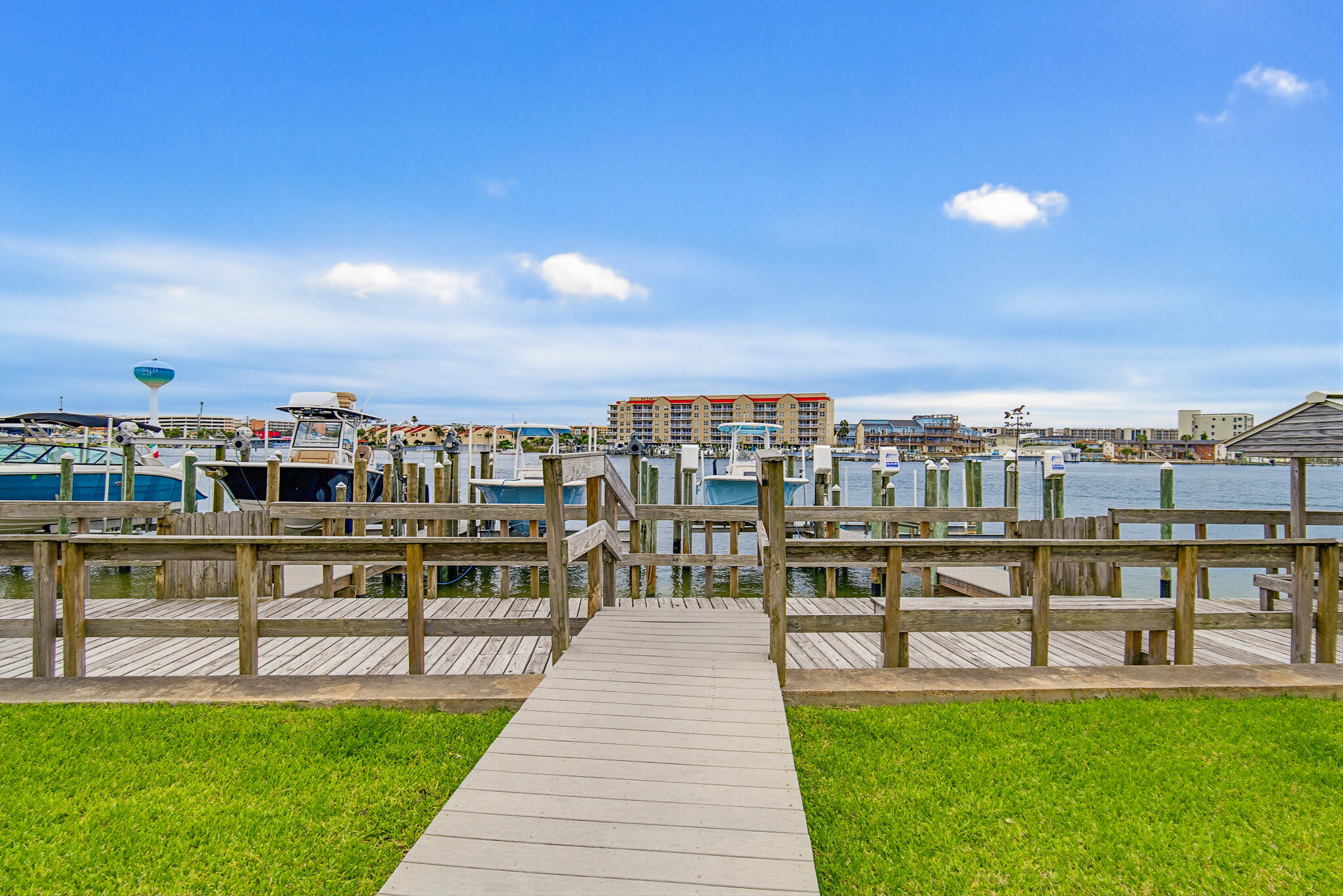 SAILWATCH LANDING CONDO UNIT B401 - Residential