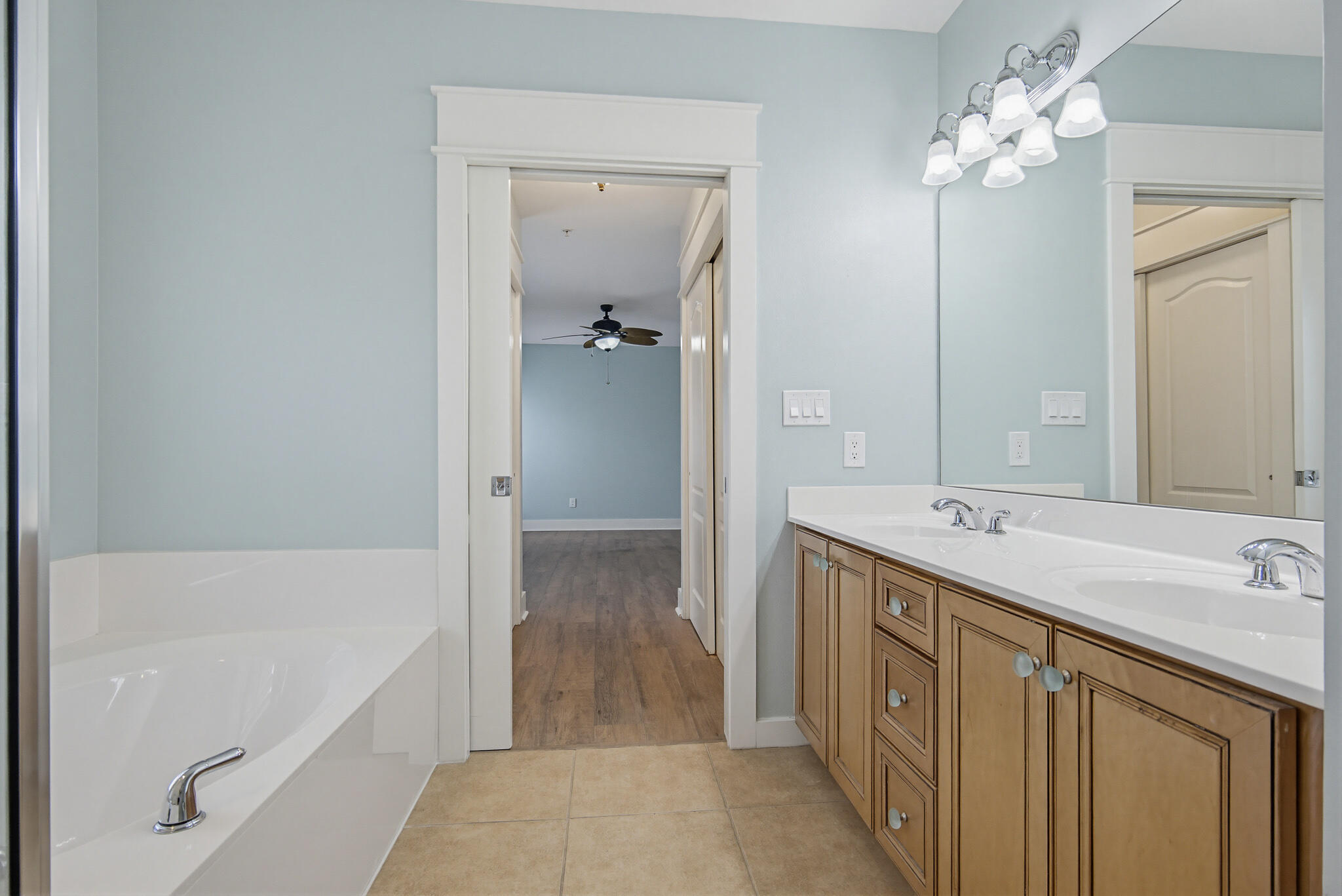 SAILWATCH LANDING CONDO UNIT B401 - Residential