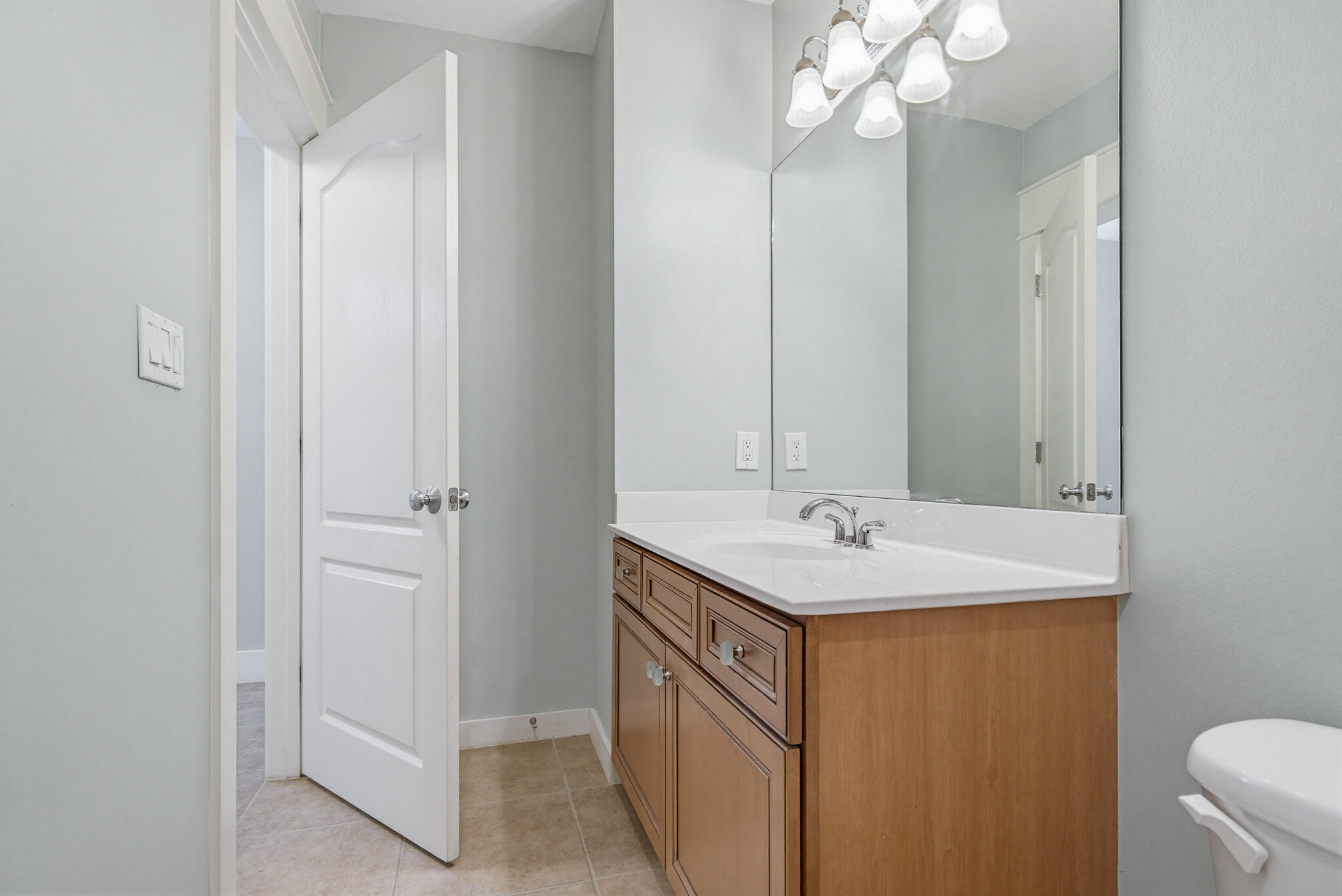 SAILWATCH LANDING CONDO UNIT B401 - Residential