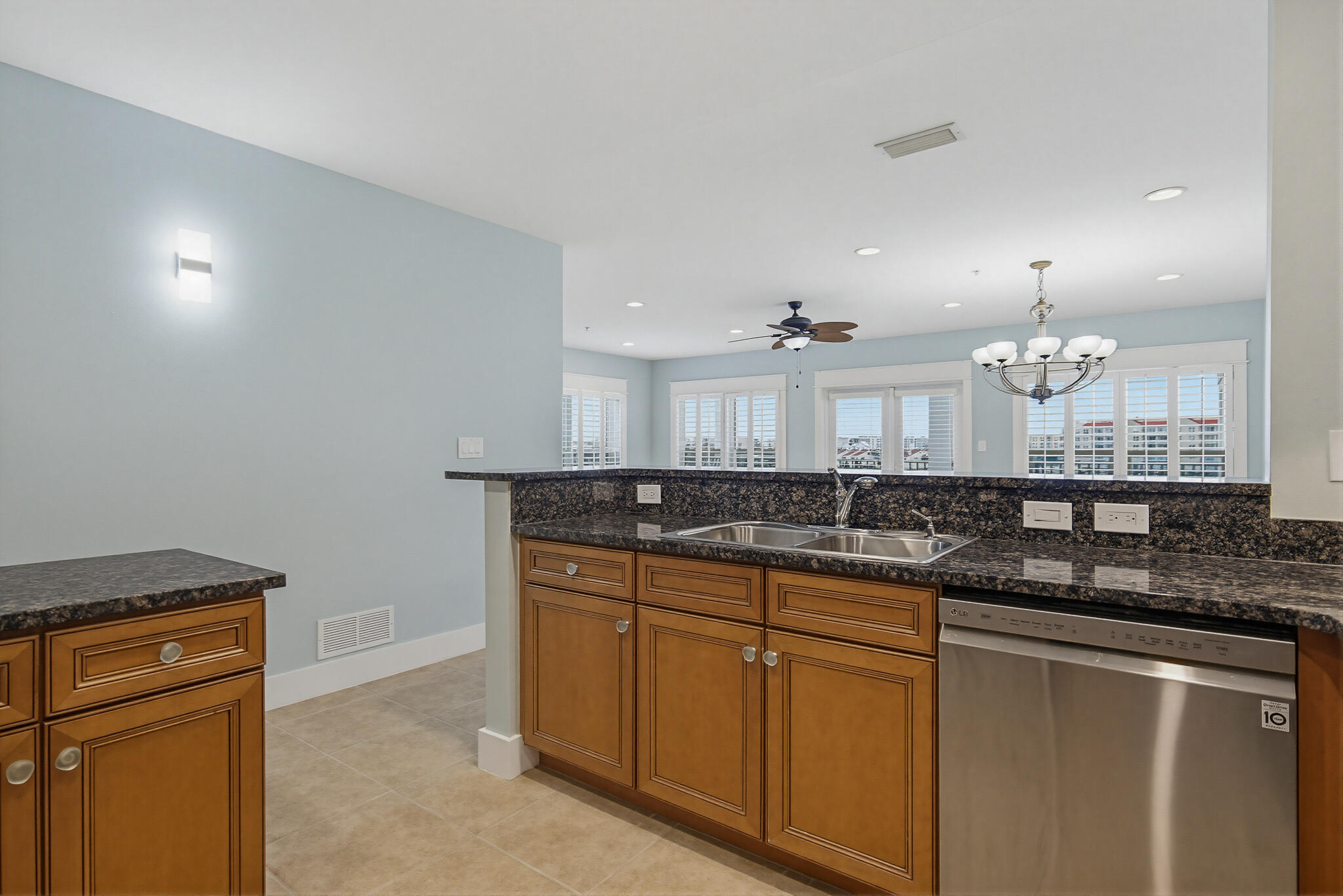 SAILWATCH LANDING CONDO UNIT B401 - Residential