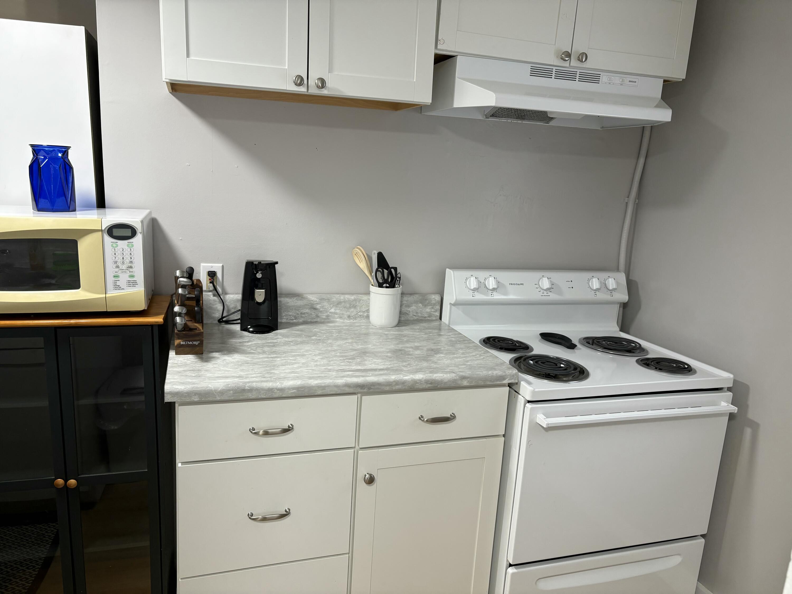 METES & BOUNDS - Residential Lease