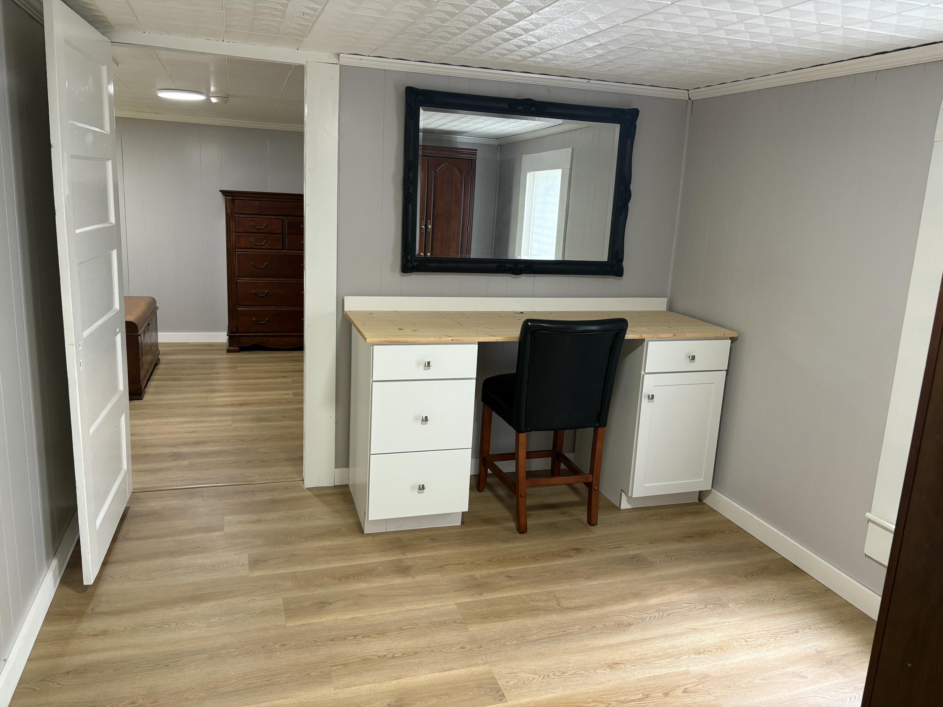 METES & BOUNDS - Residential Lease