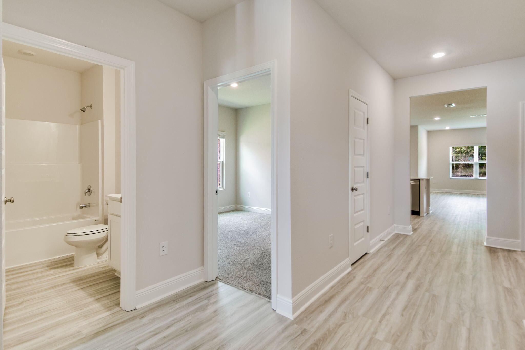 PLANTATION WOODS - Residential