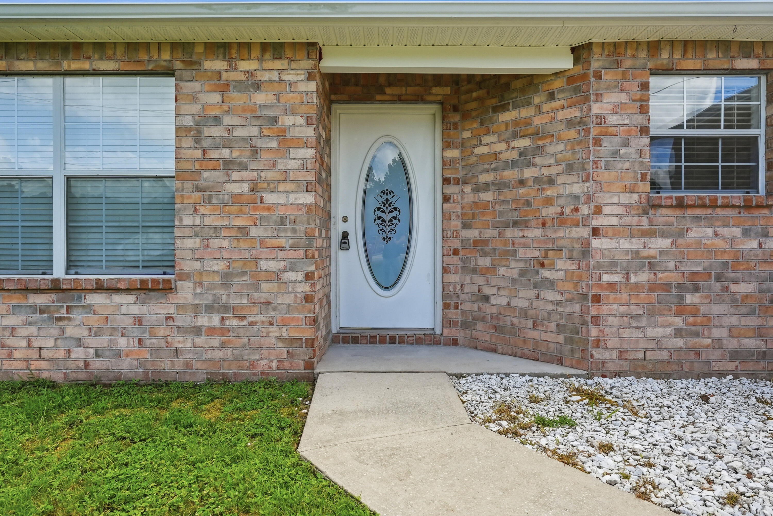 COUNTRYVIEW ESTATES 10TH ADDN - Residential Lease