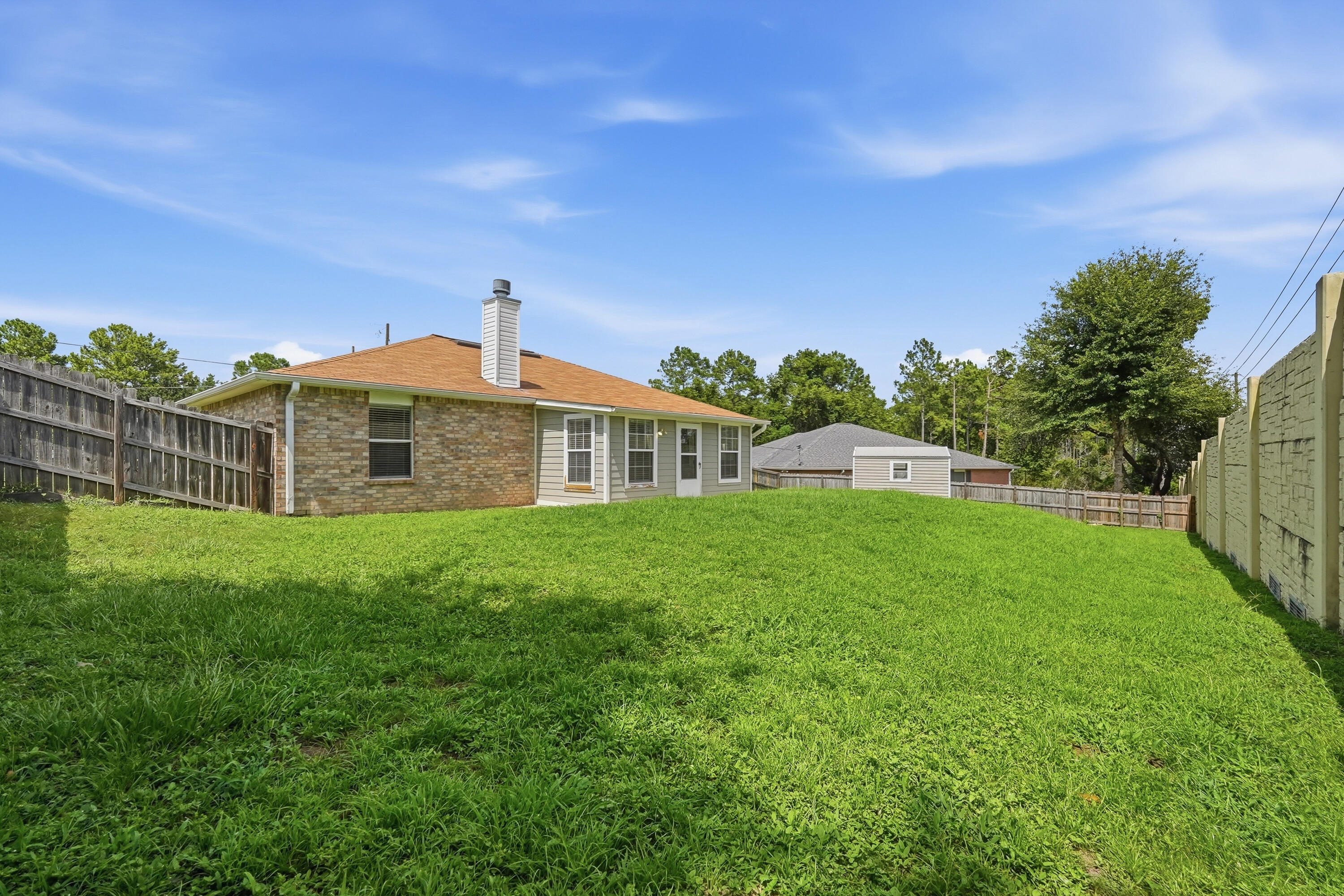 COUNTRYVIEW ESTATES 10TH ADDN - Residential Lease