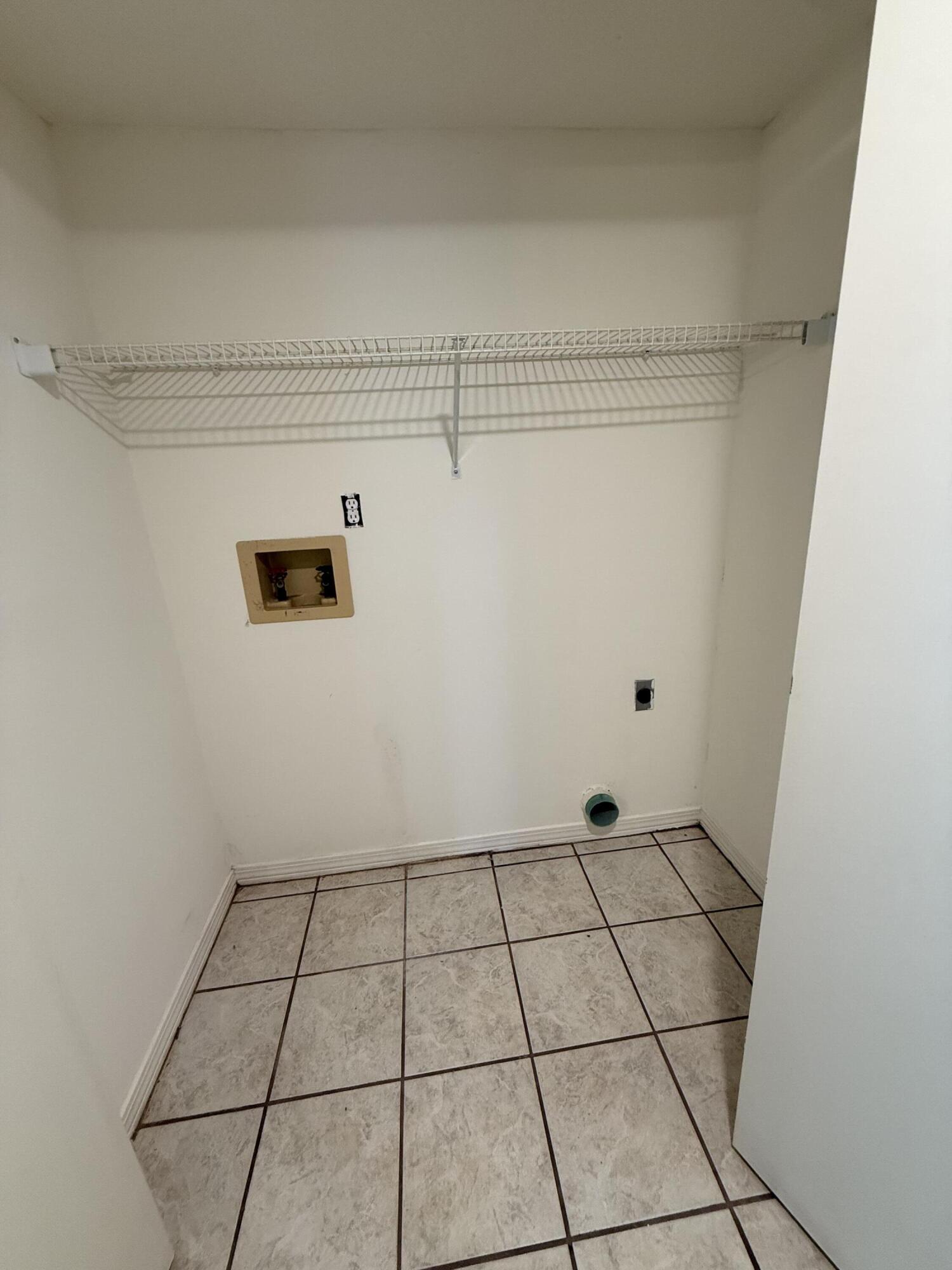 SHANGRA WOODS - Residential Lease